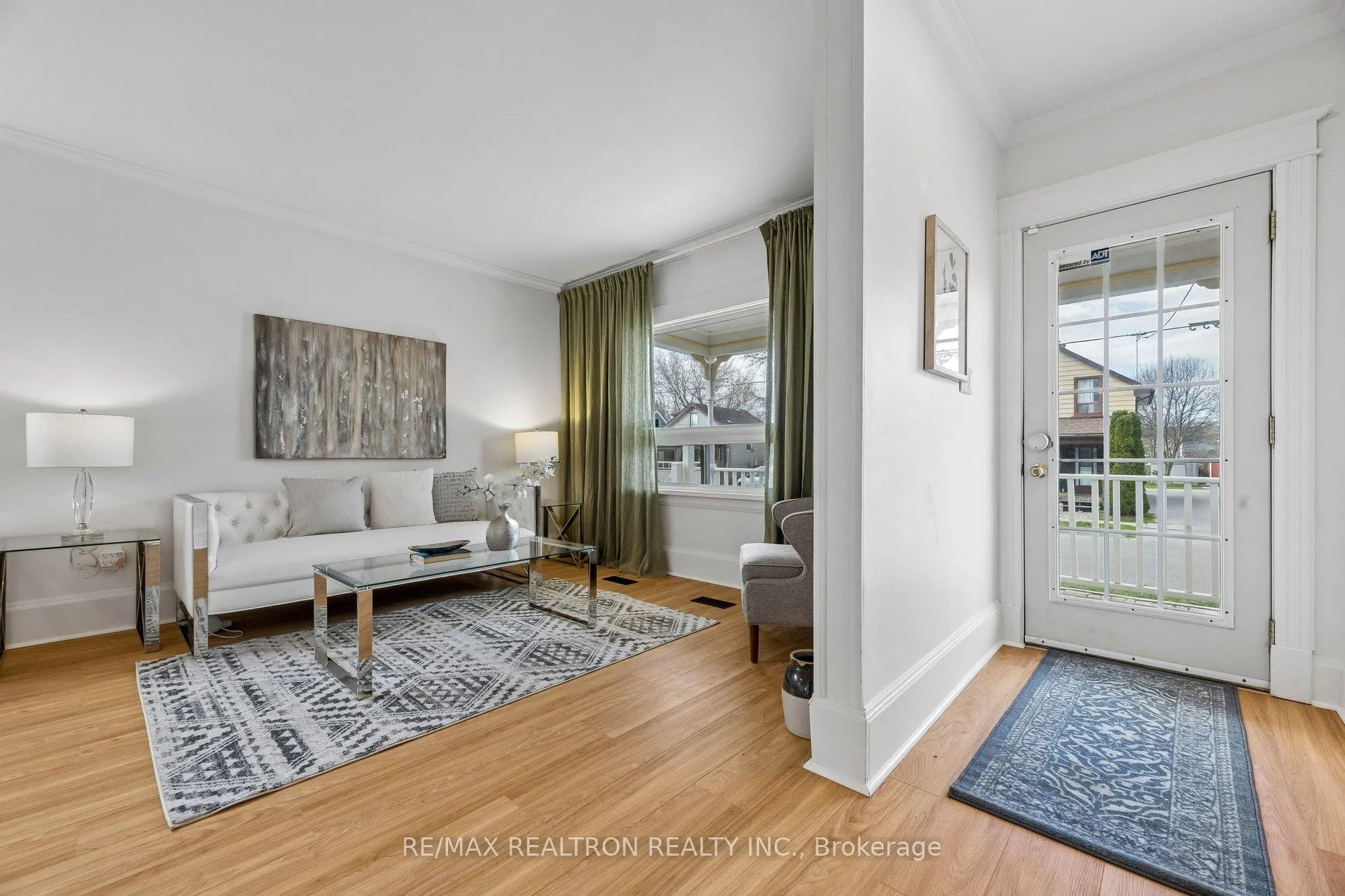 Photo 2 of 249 Burk Street, Oshawa, Vanier — HOMEH