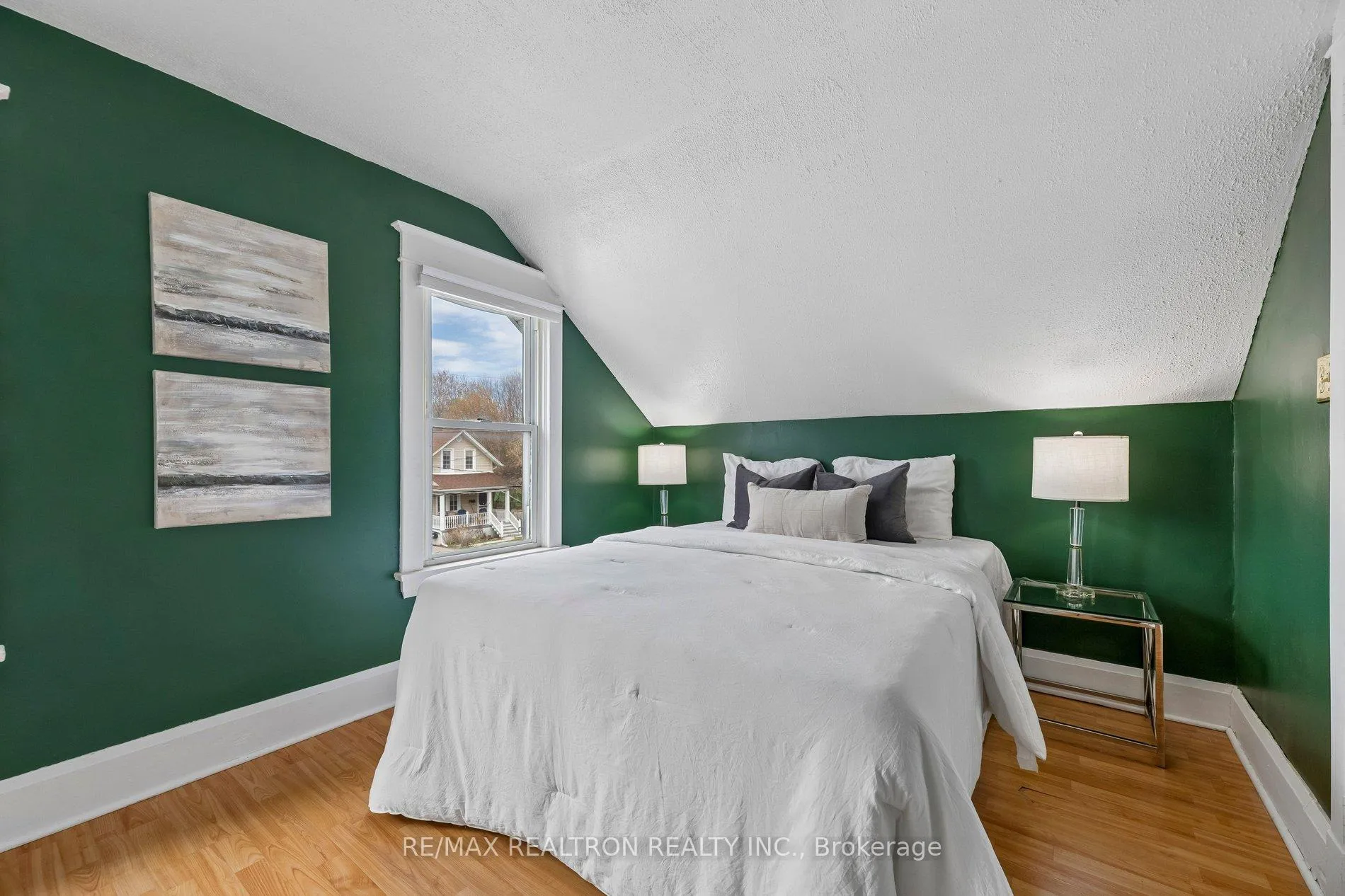 Photo 11 of 249 Burk Street, Oshawa, Vanier — HOMEH