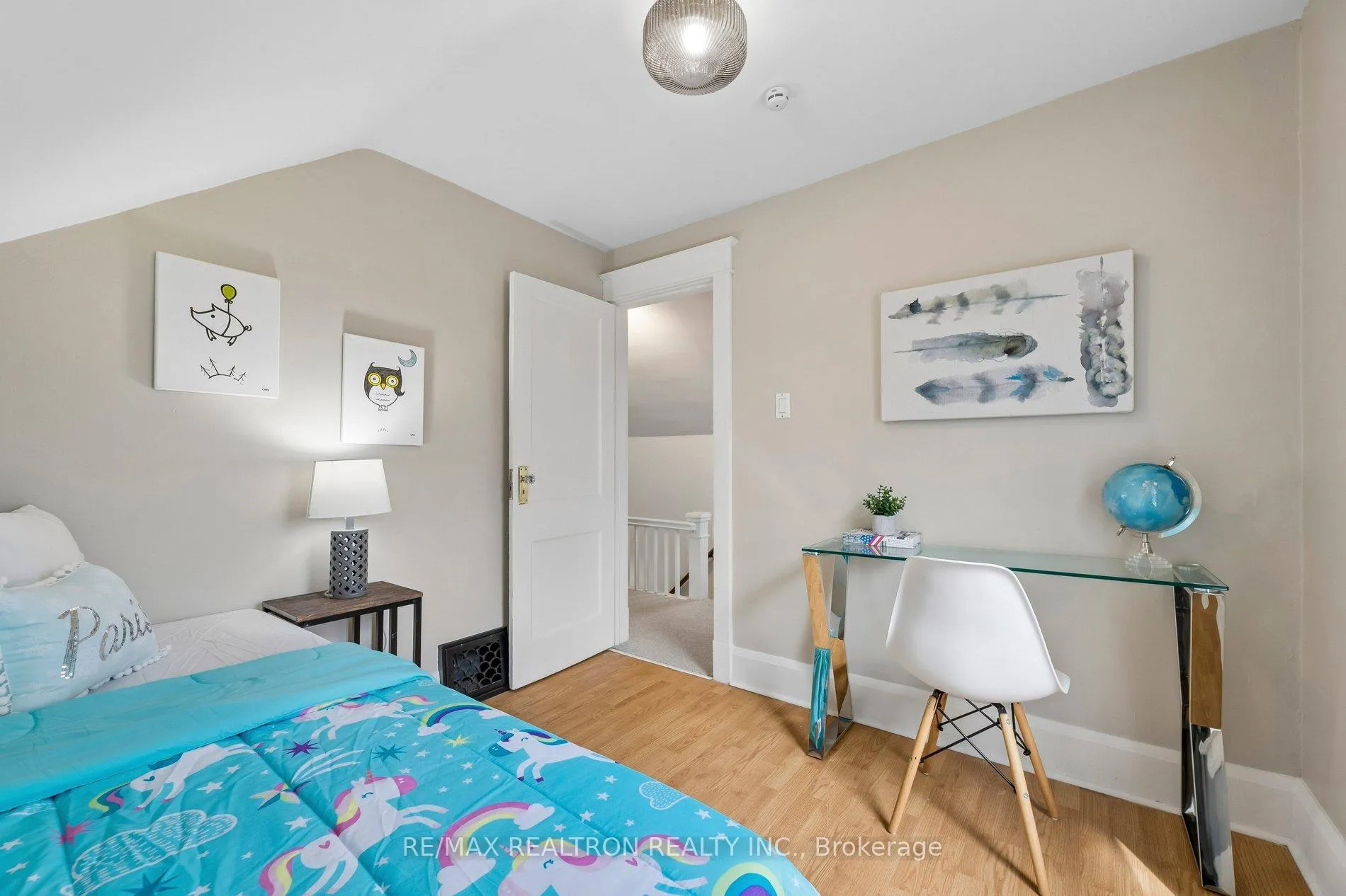 Photo 13 of 249 Burk Street, Oshawa, Vanier — HOMEH