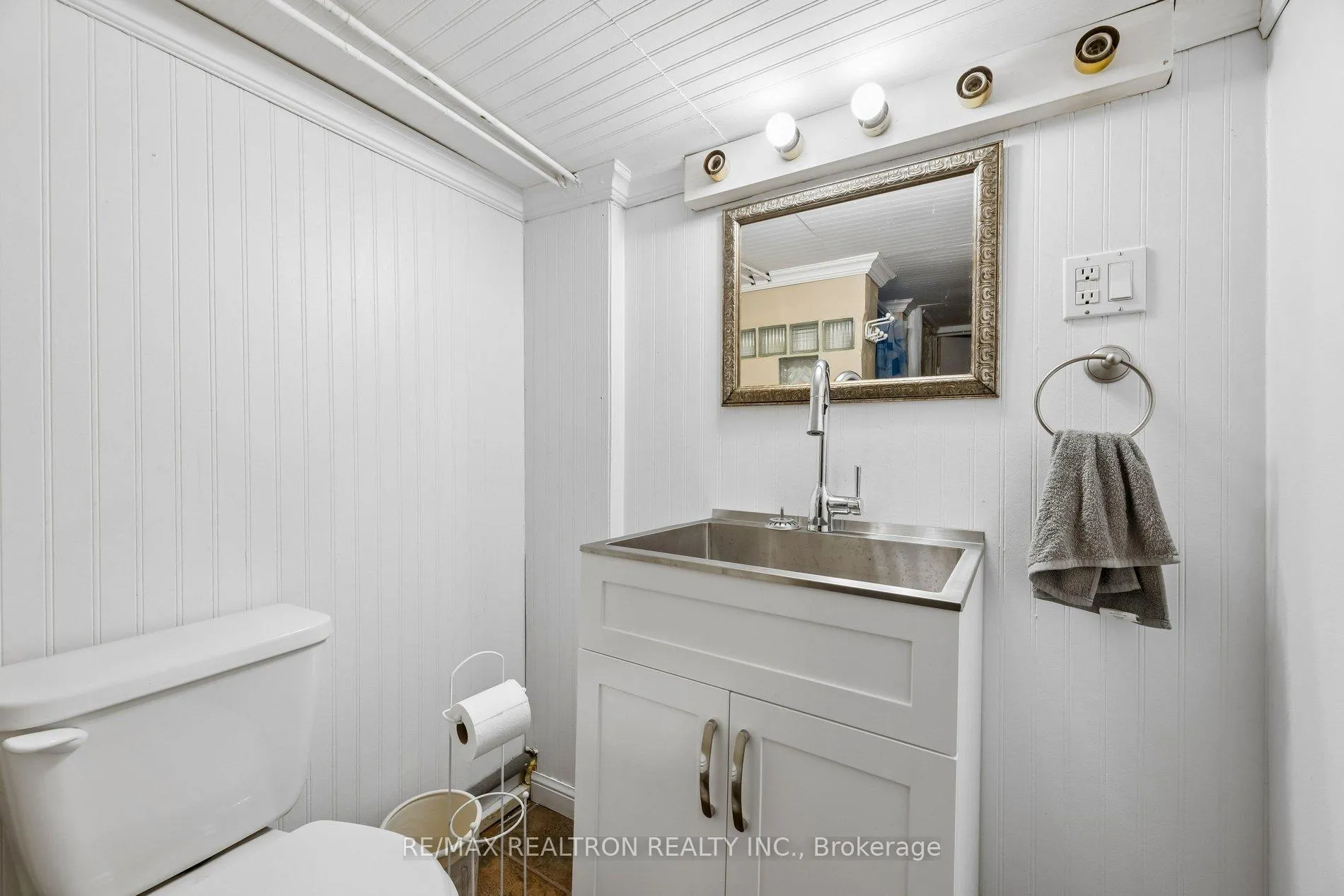 Photo 15 of 249 Burk Street, Oshawa, Vanier — HOMEH