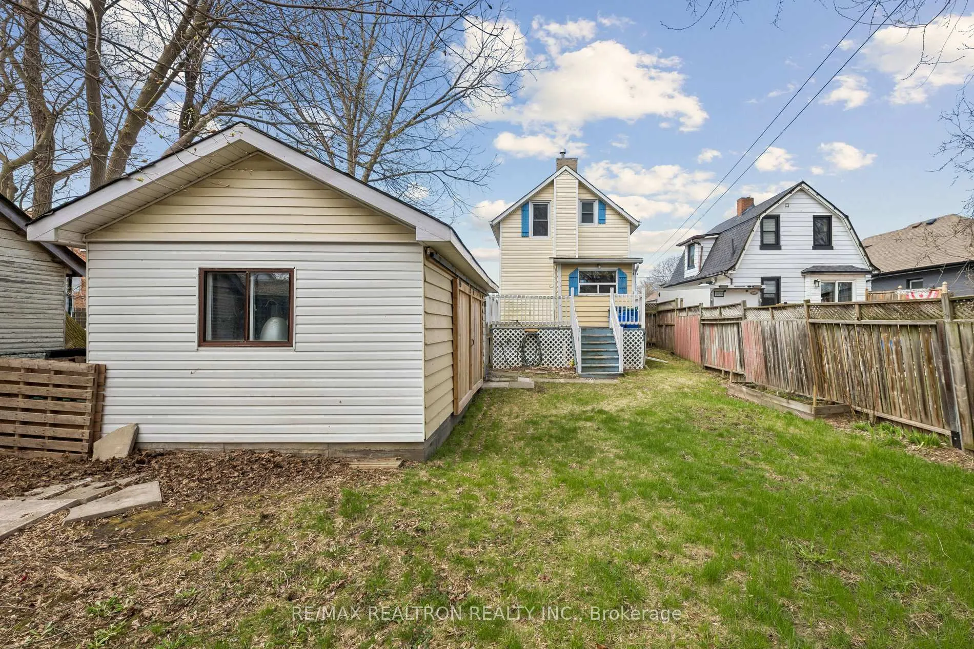 Photo 19 of 249 Burk Street, Oshawa, Vanier — HOMEH