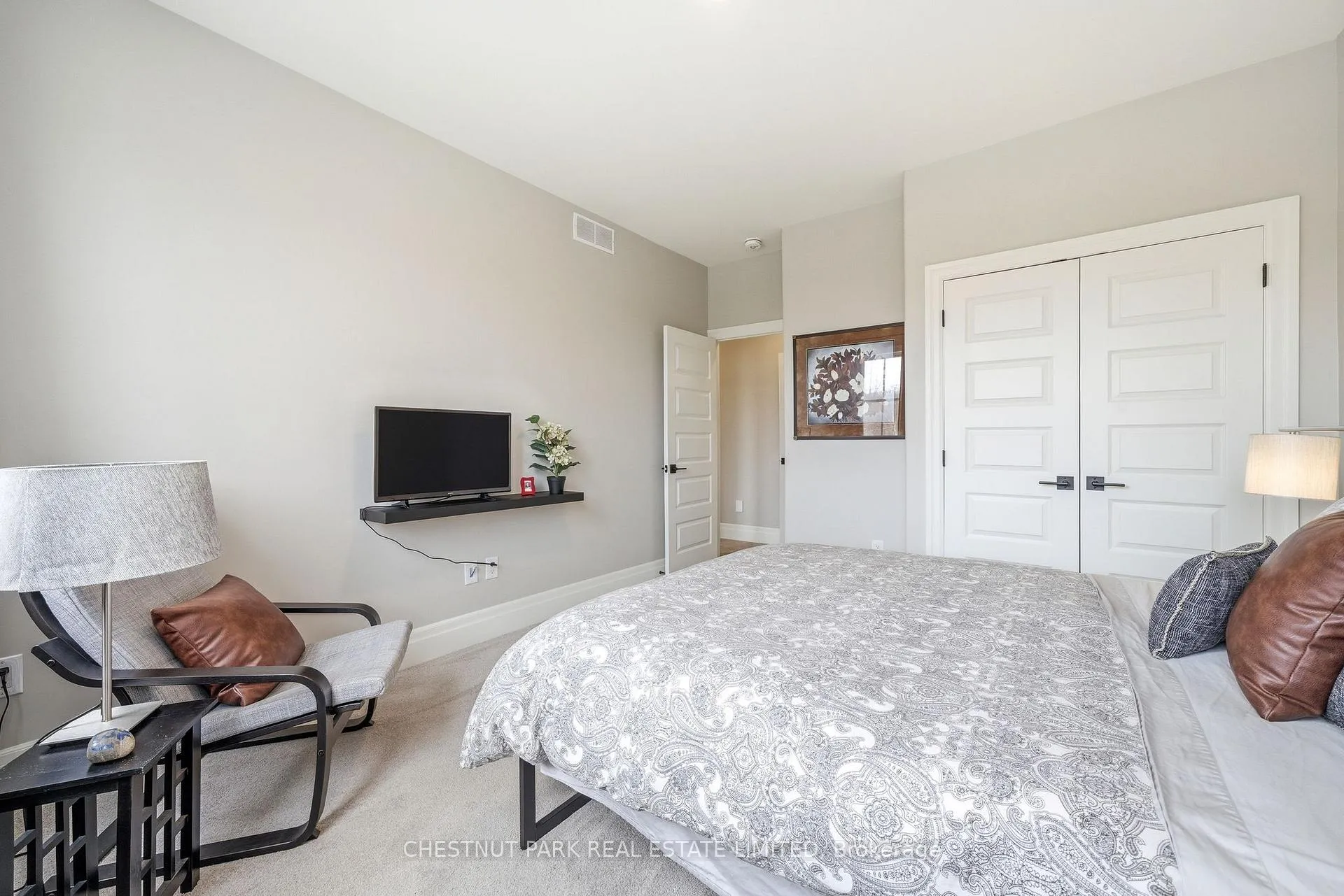 Photo 36 of 73 G Bridge Street, Prince Edward County, Picton Ward — HOMEH