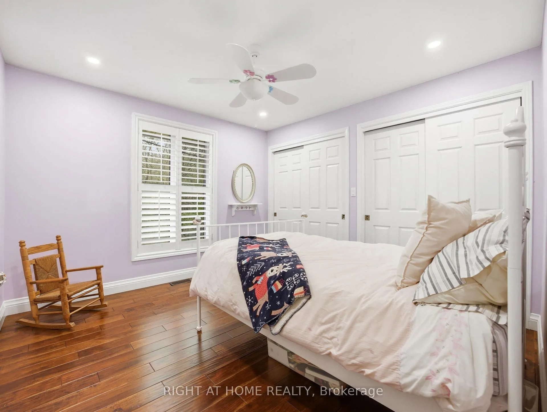 Photo 25 of 30 Carl Crescent, Hamilton, Waterdown — HOMEH