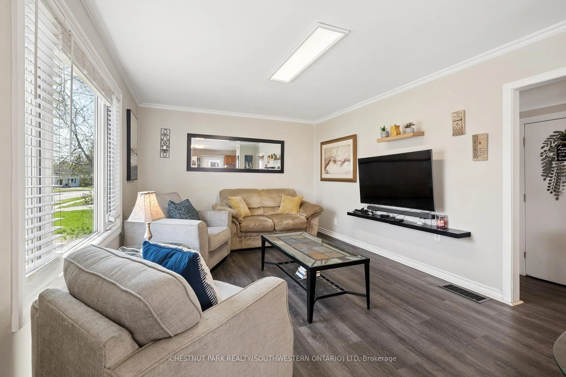 Photo 7 of 100 Memorial Crescent, Guelph, Junction/Onward Willow — HOMEH