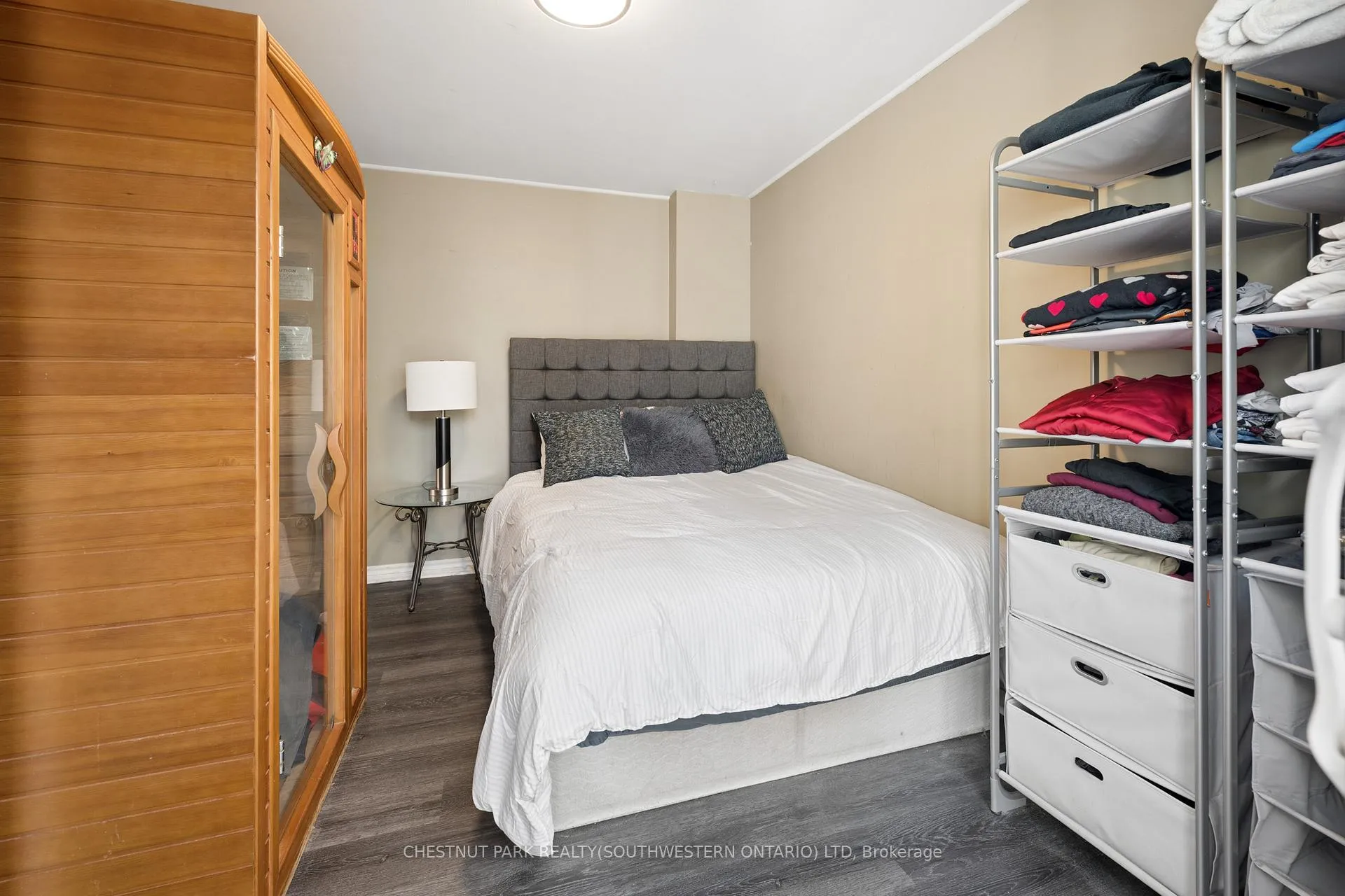 Photo 13 of 100 Memorial Crescent, Guelph, Junction/Onward Willow — HOMEH