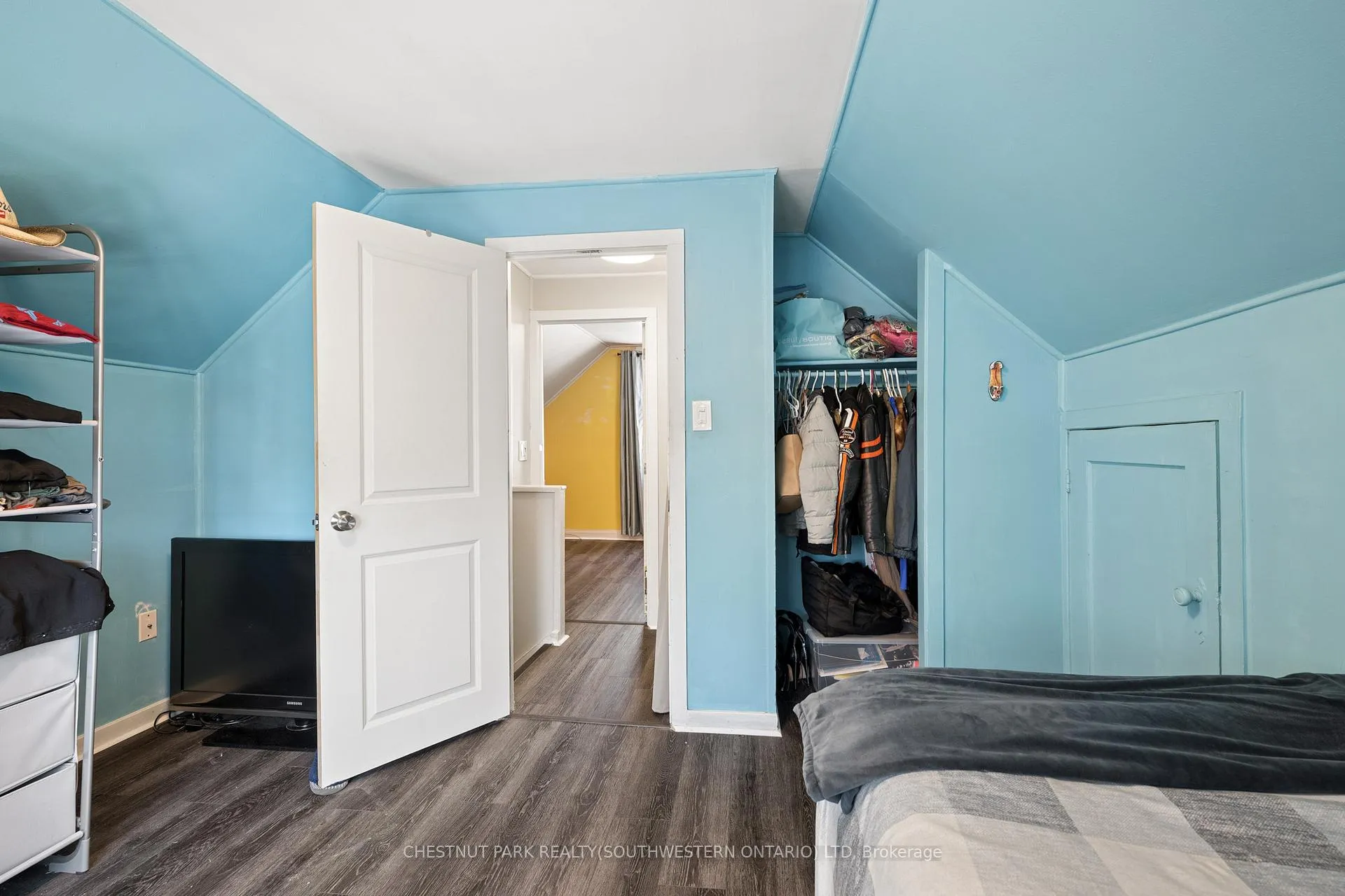 Photo 22 of 100 Memorial Crescent, Guelph, Junction/Onward Willow — HOMEH