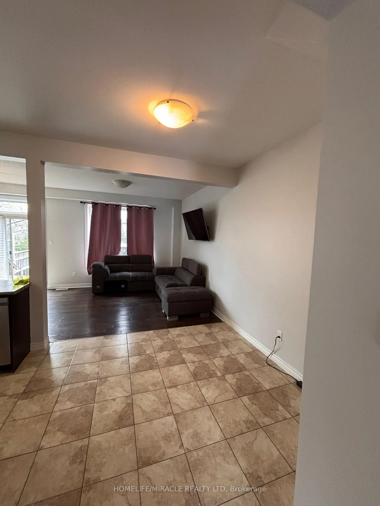 Photo 13 of Unit 22, 380 lake Street, Grimsby, Grimsby Beach — HOMEH