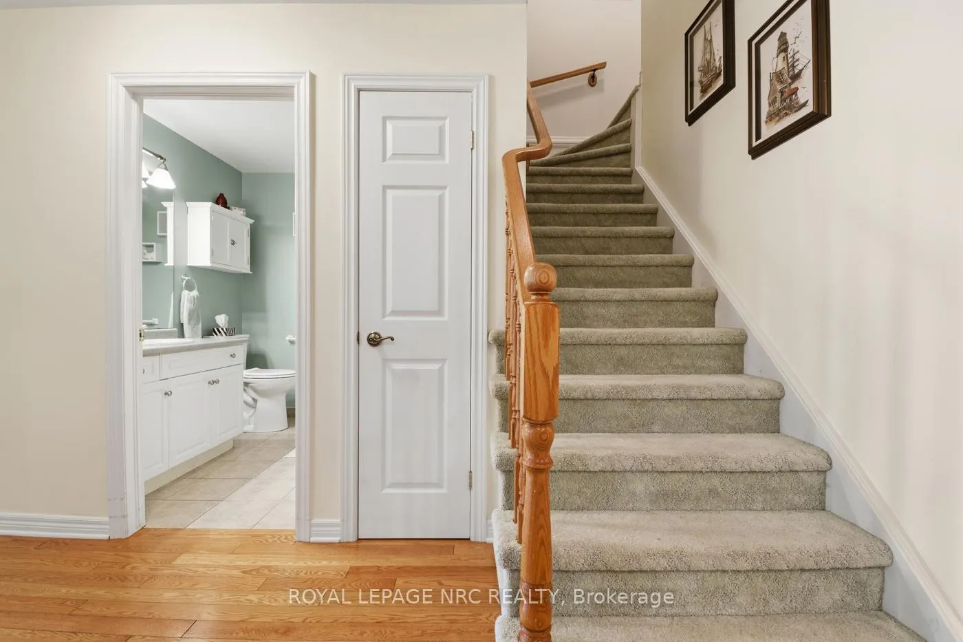 Photo 20 of 8 Portal Drive, Port Colborne, Sugarloaf — HOMEH