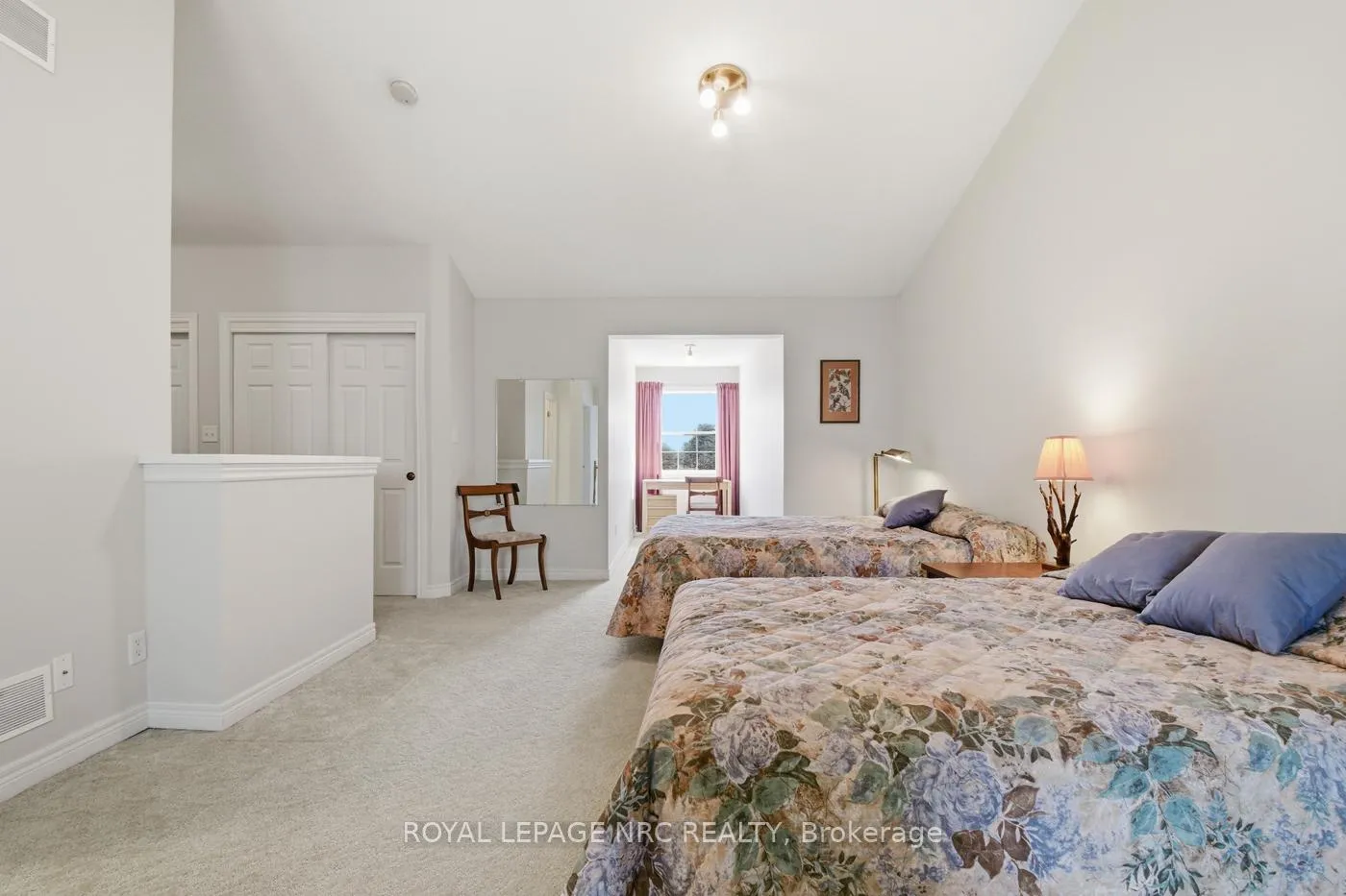 Photo 29 of 8 Portal Drive, Port Colborne, Sugarloaf — HOMEH