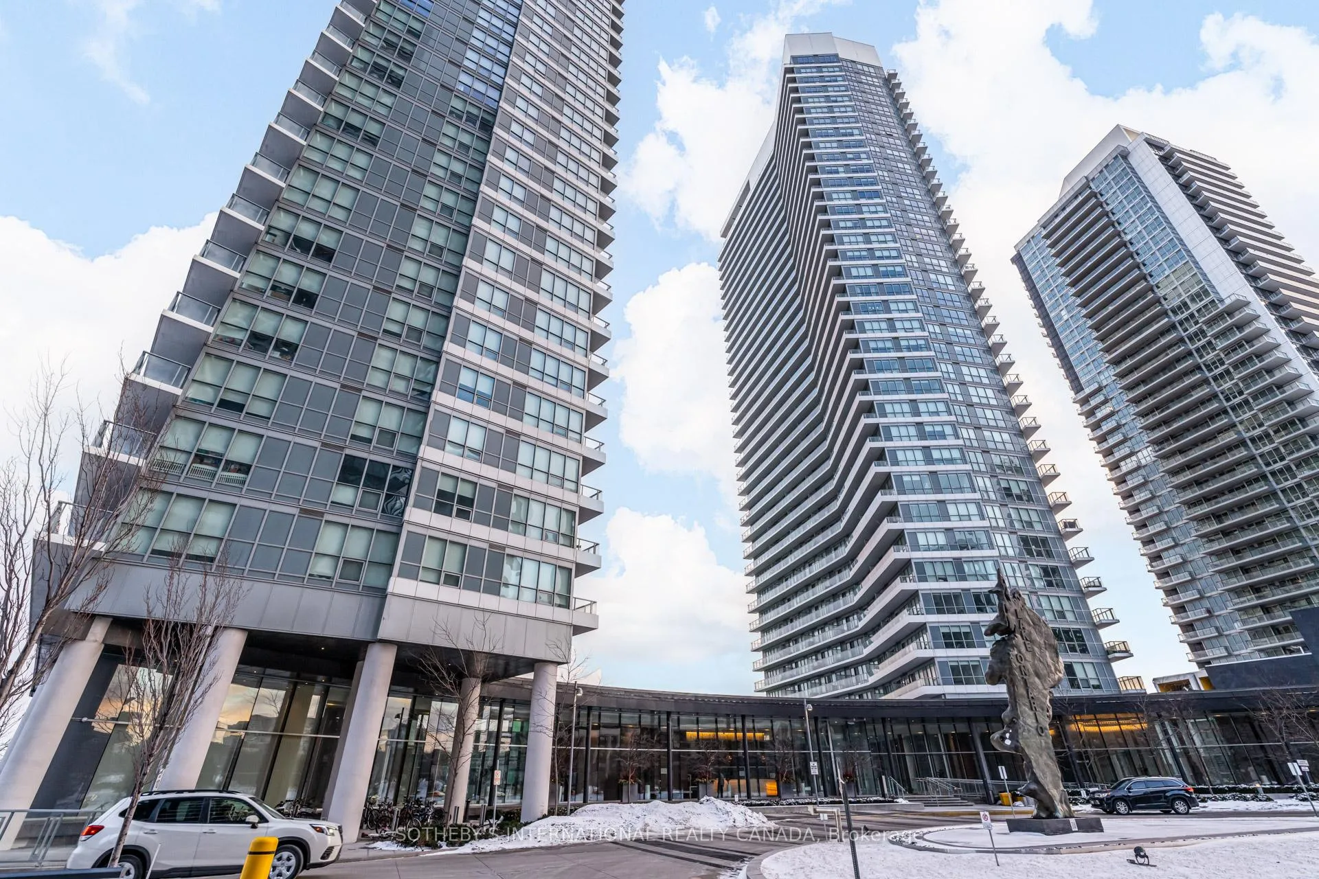 Front of Unit 1906, 115 McMahon Drive