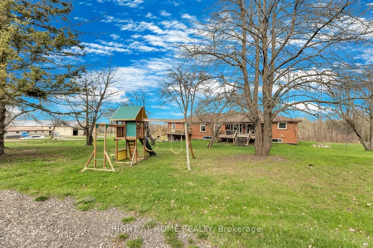 Photo 5 of 4122 Concession 11 Road, Puslinch, Rural Puslinch East — HOMEH