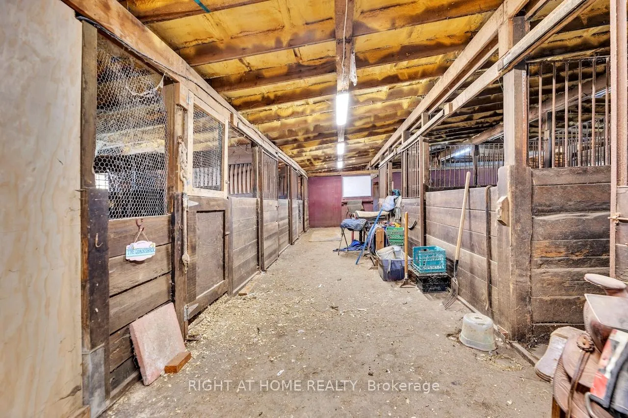 Photo 46 of 4122 Concession 11 Road, Puslinch, Rural Puslinch East — HOMEH