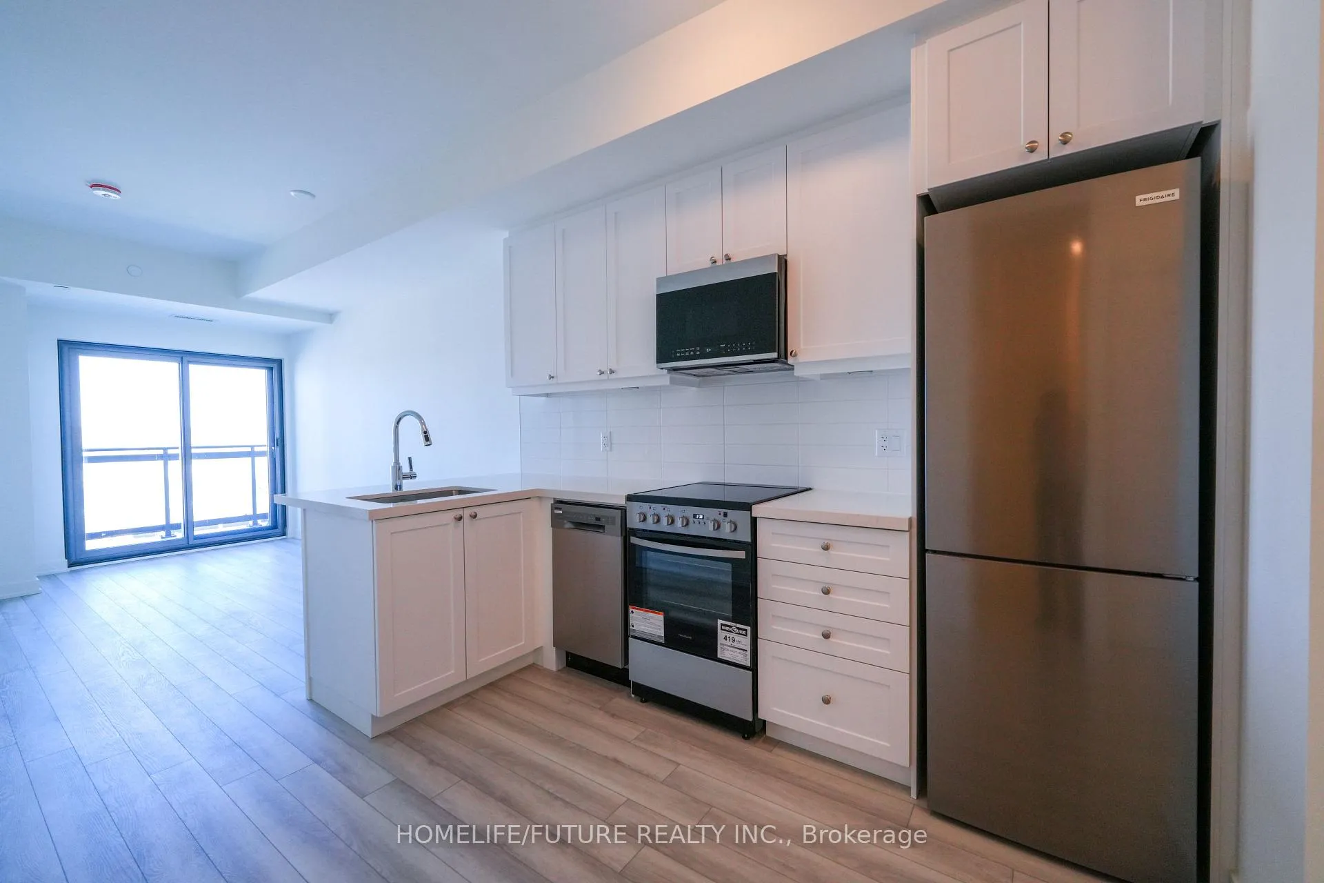 Photo 9 of Unit 817, 51 Clarington Boulevard, Clarington, Bowmanville — HOMEH