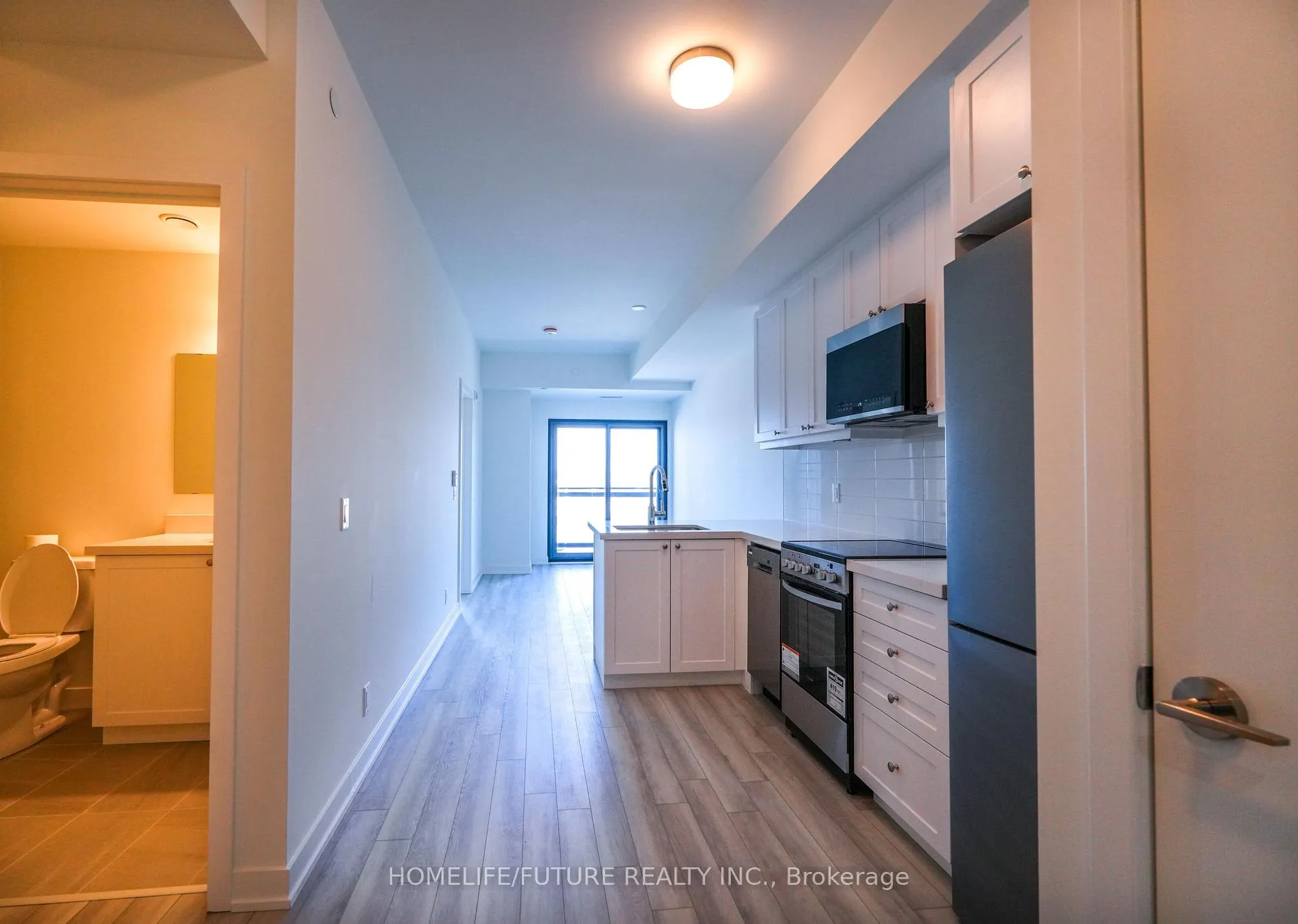 Photo 12 of Unit 817, 51 Clarington Boulevard, Clarington, Bowmanville — HOMEH