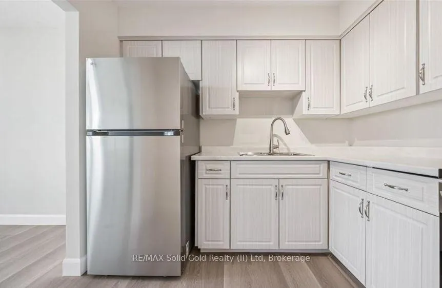 Photo 17 of Unit 604, 24 Midland Drive, Kitchener, Stanley Park — HOMEH