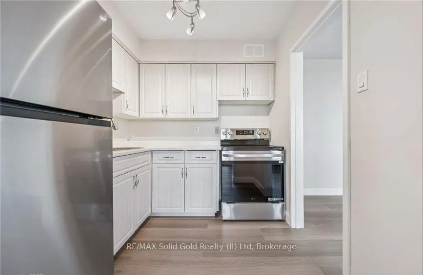 Photo 18 of Unit 604, 24 Midland Drive, Kitchener, Stanley Park — HOMEH