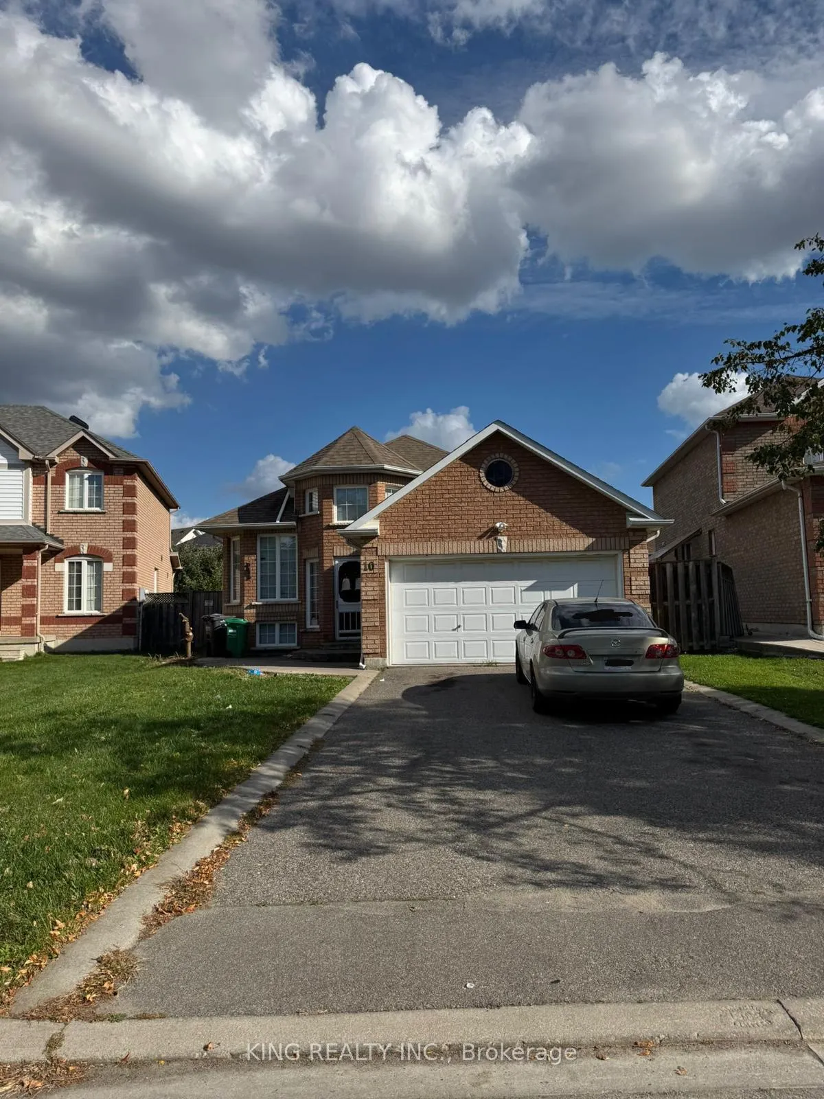 Photo 1 of 10 Torada Court, Brampton, Snelgrove — HOMEH