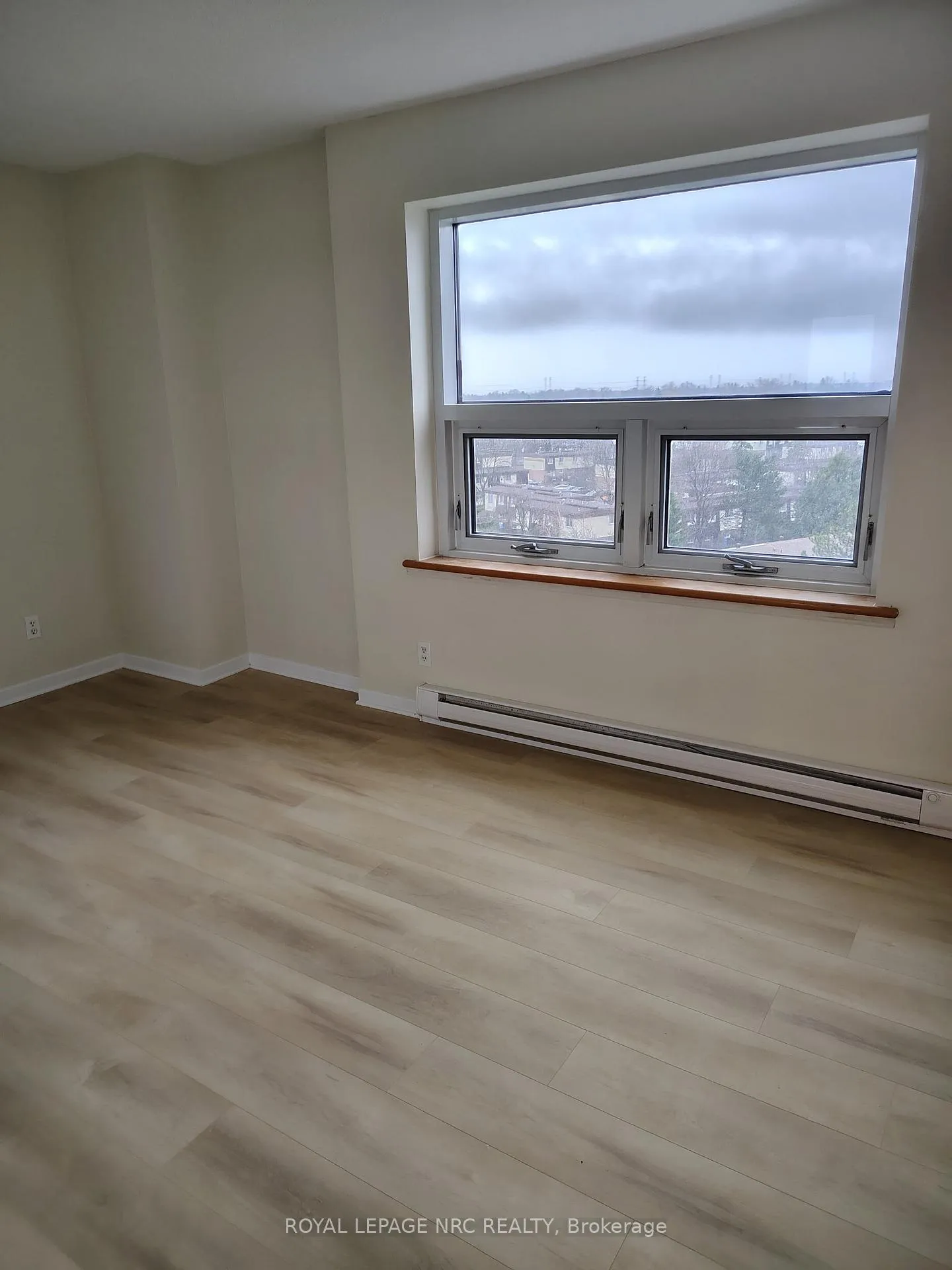 Photo 16 of Unit 706, 900 Dynes Road, Ottawa, Carleton Square — HOMEH