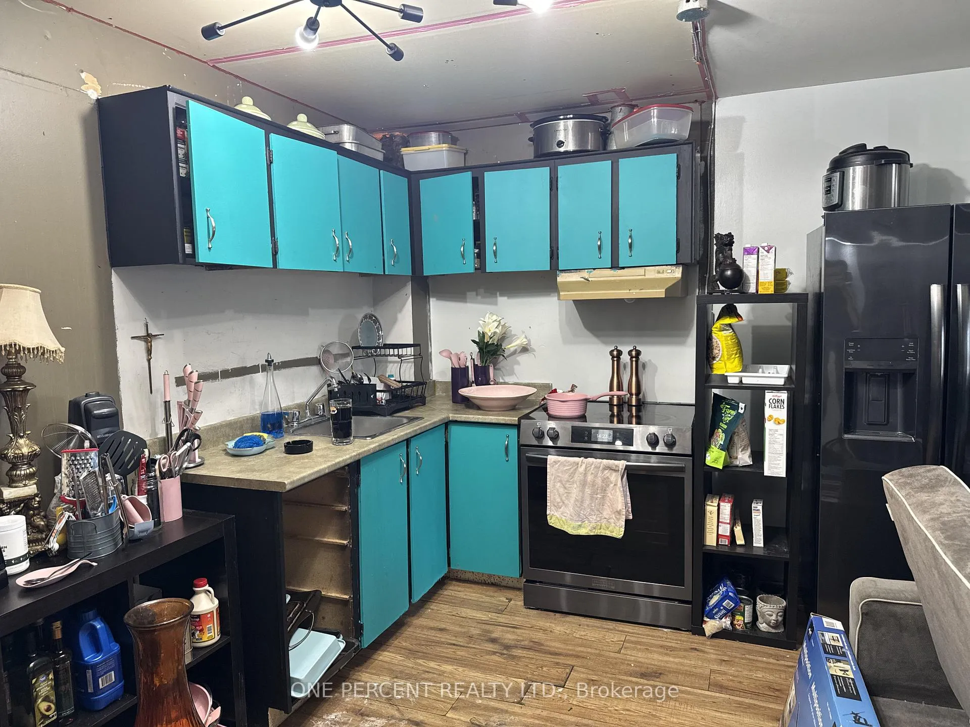 Photo 2 of Unit 105, 815 Kyle Court, Brockville — HOMEH