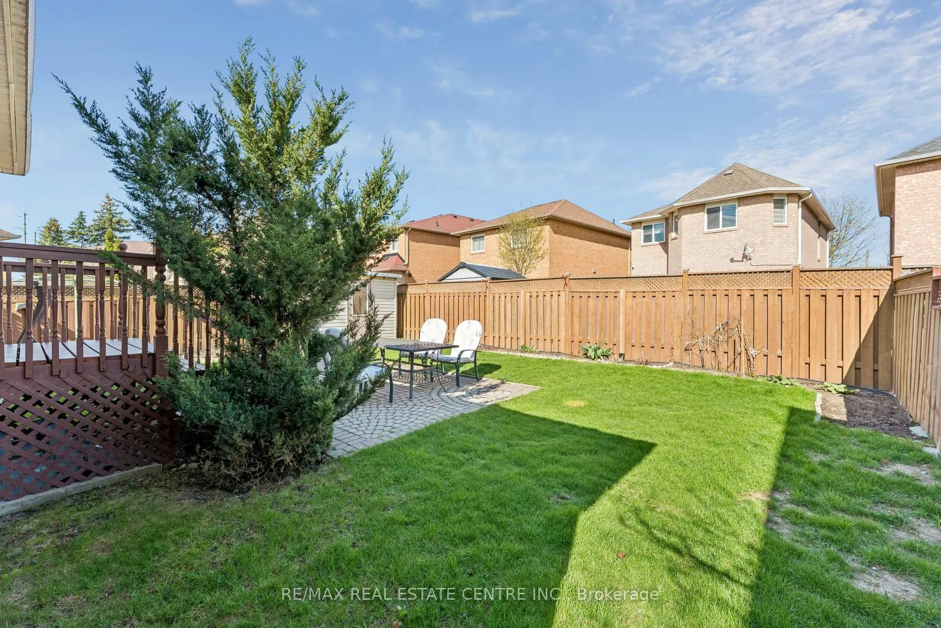 Photo 39 of 80 Pebblestone Circle, Brampton, Brampton West — HOMEH