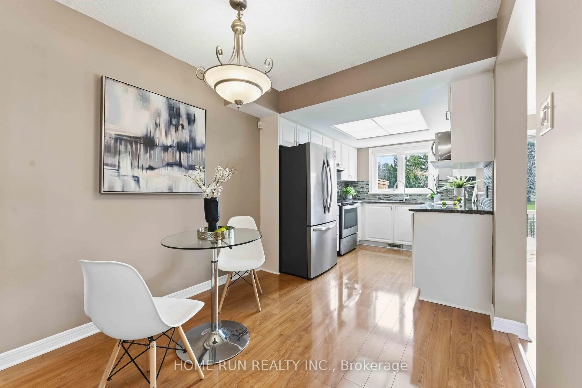 Photo 9 of 82 Westpointe Crescent, Ottawa, Centrepointe — HOMEH