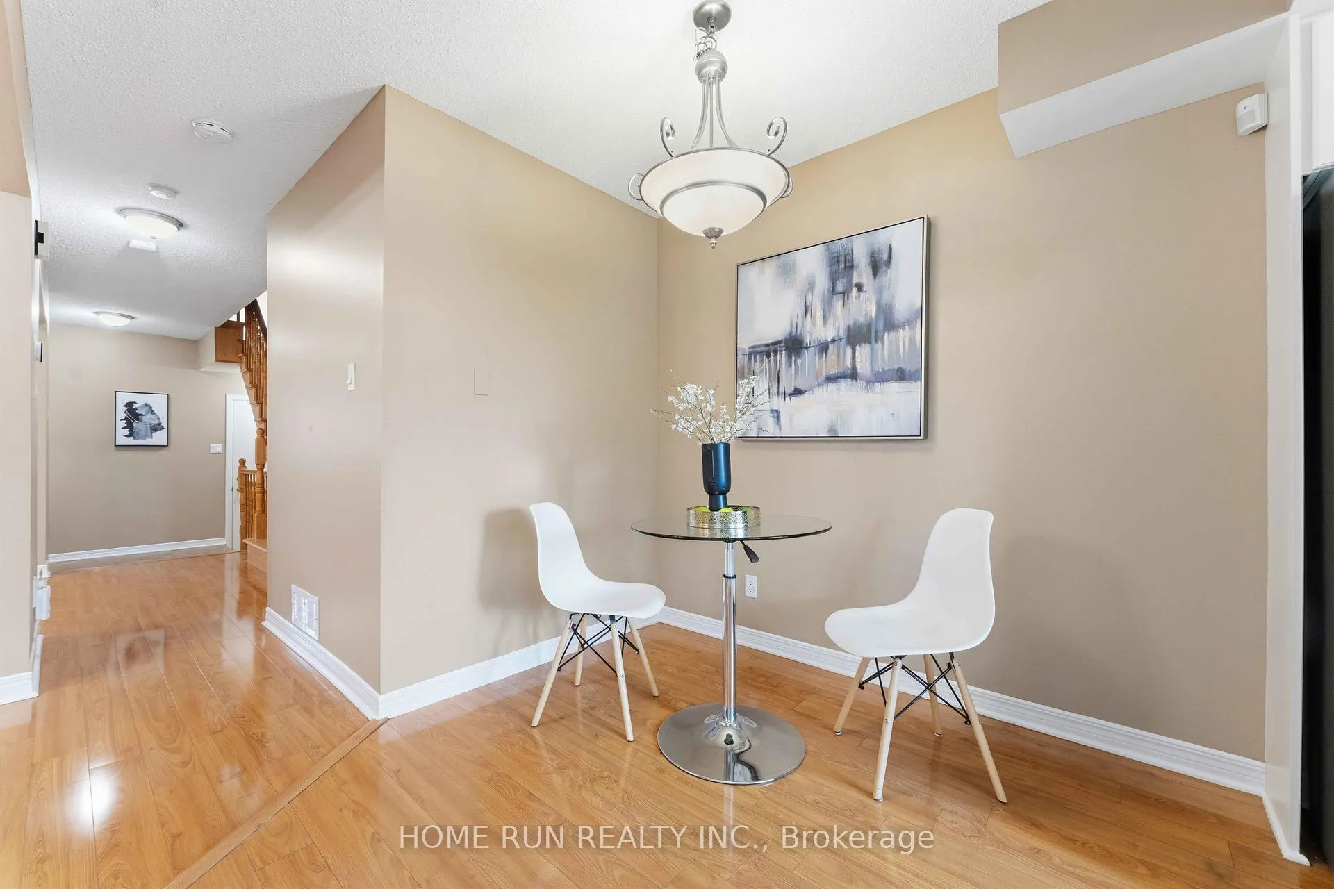 Photo 12 of 82 Westpointe Crescent, Ottawa, Centrepointe — HOMEH