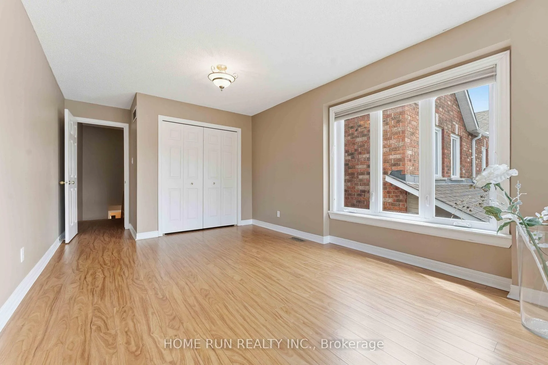 Photo 20 of 82 Westpointe Crescent, Ottawa, Centrepointe — HOMEH