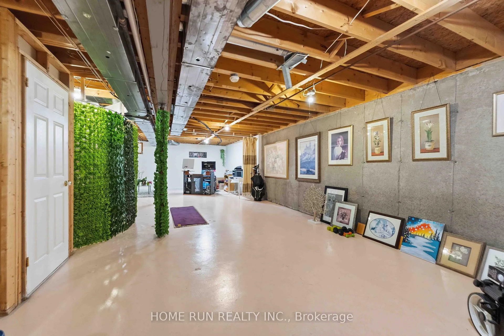Photo 26 of 82 Westpointe Crescent, Ottawa, Centrepointe — HOMEH