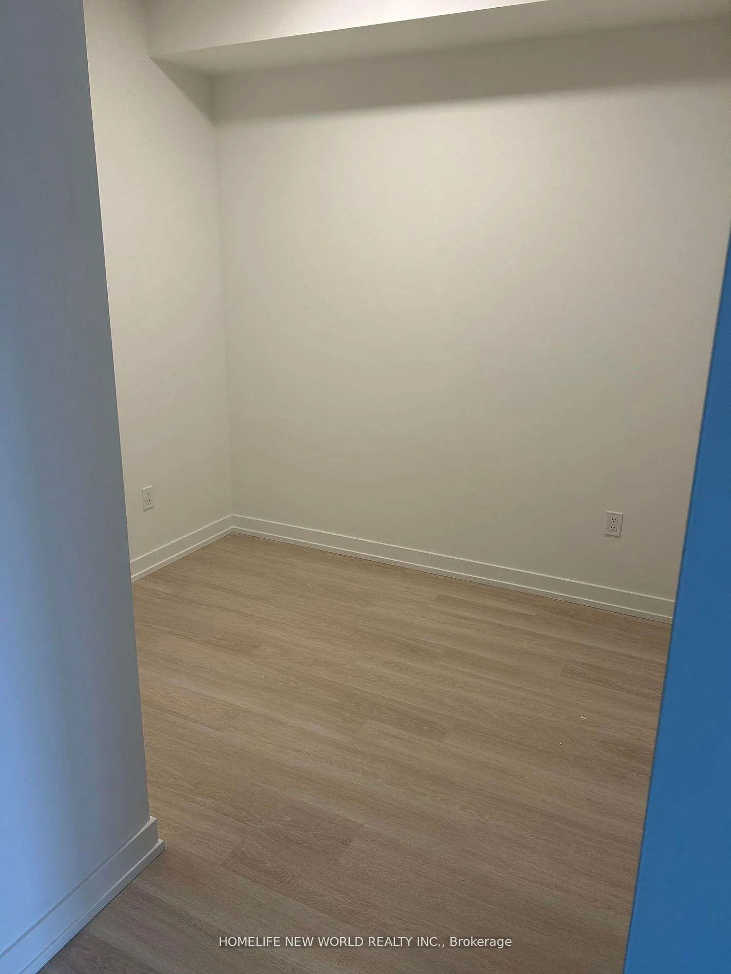 Photo 15 of Unit 304, 415 Main Street W, Hamilton, Kirkendall — HOMEH
