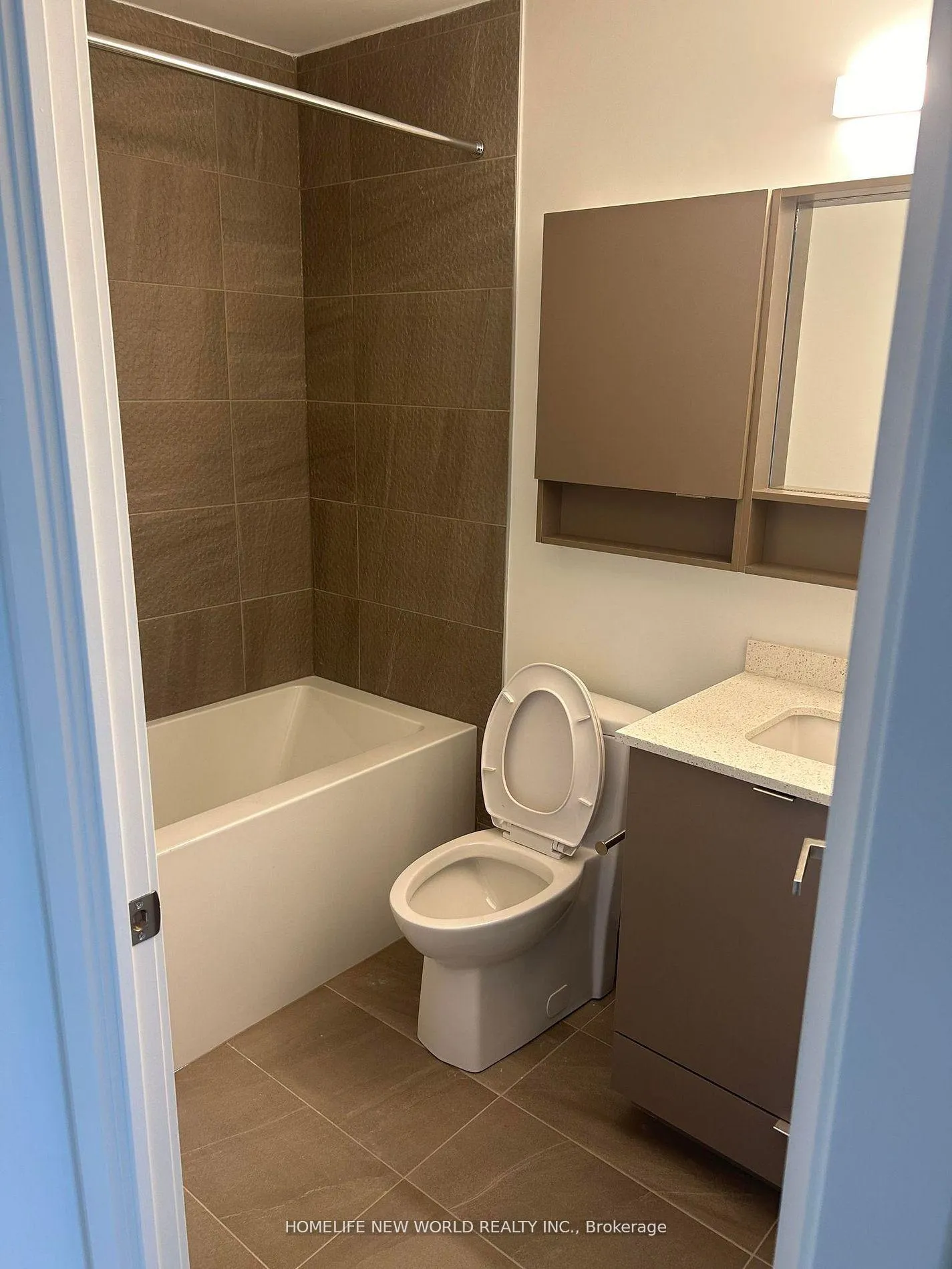 Photo 16 of Unit 304, 415 Main Street W, Hamilton, Kirkendall — HOMEH