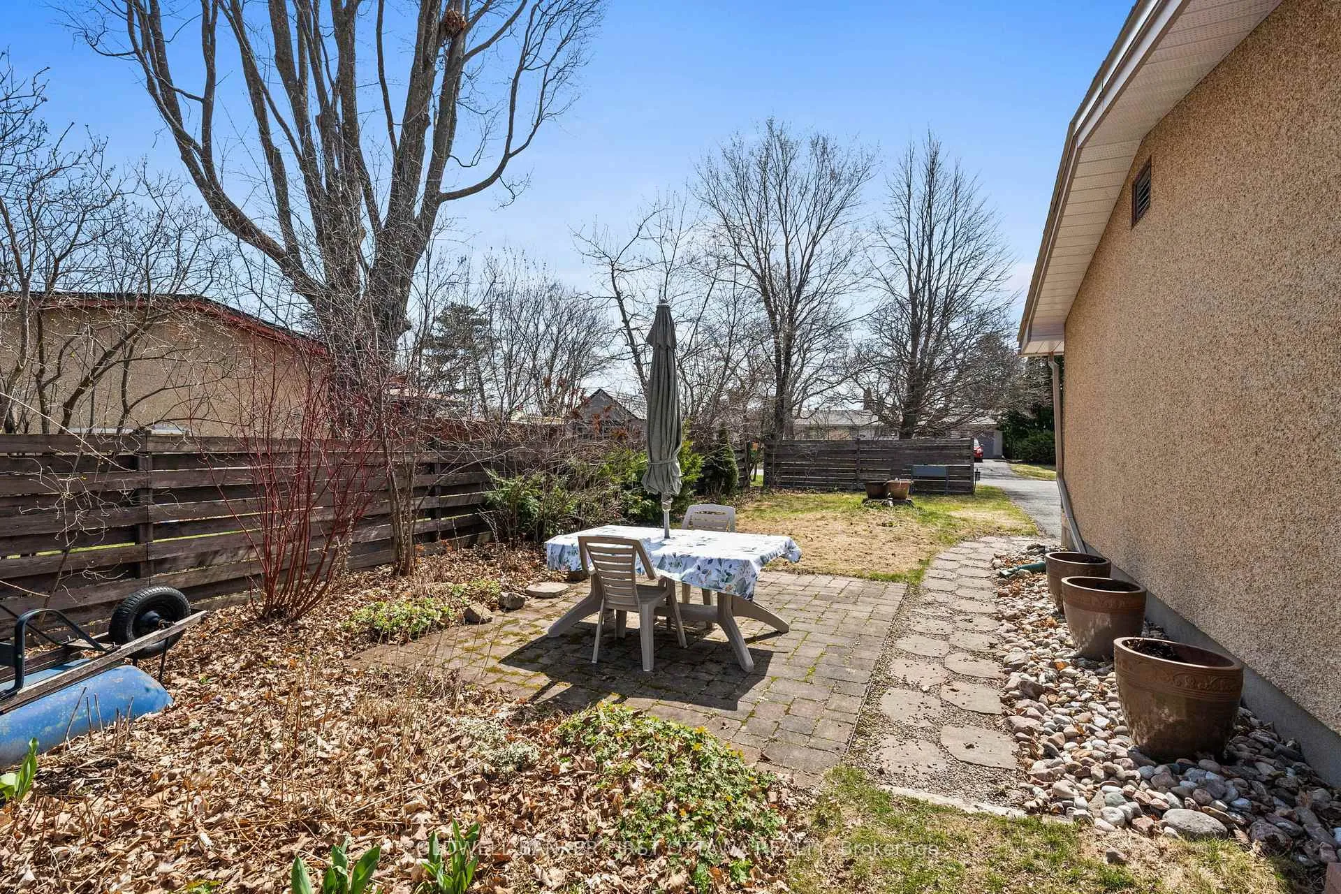Photo 5 of 54 Evergreen Drive, Ottawa, Lynwood Village — HOMEH