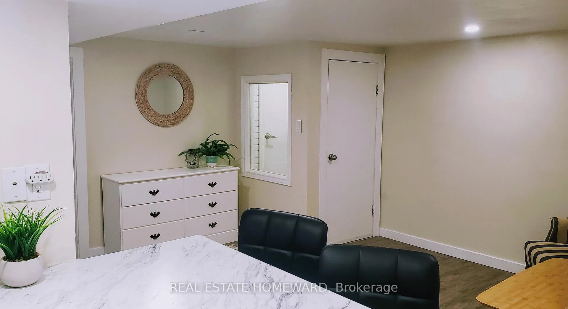 Photo 6 of Unit B, 50 Mould Avenue, Toronto, Rockcliffe-Smythe — HOMEH