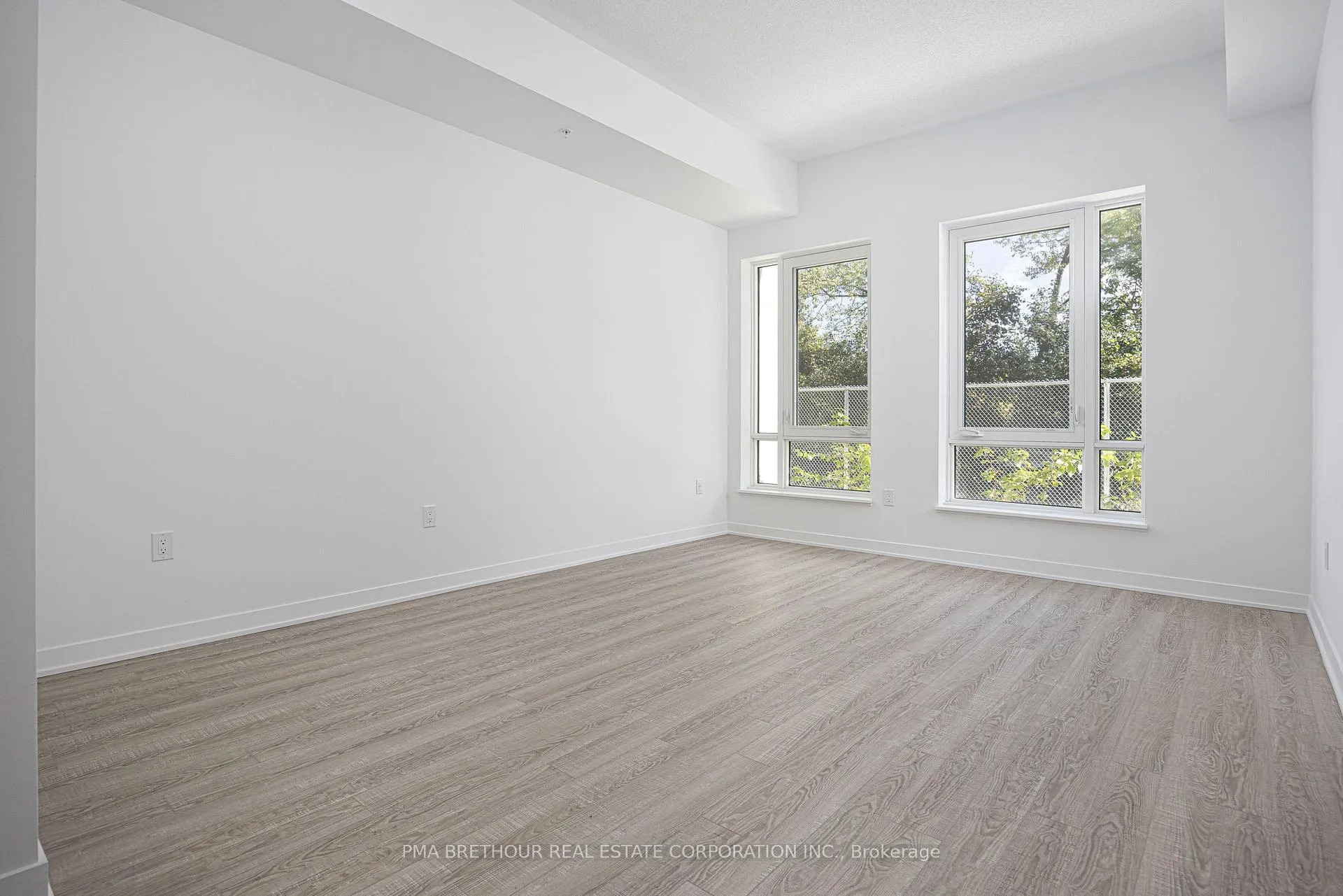 Photo 10 of Unit 104, 385 Arctic Red Drive, Oshawa, Windfields — HOMEH