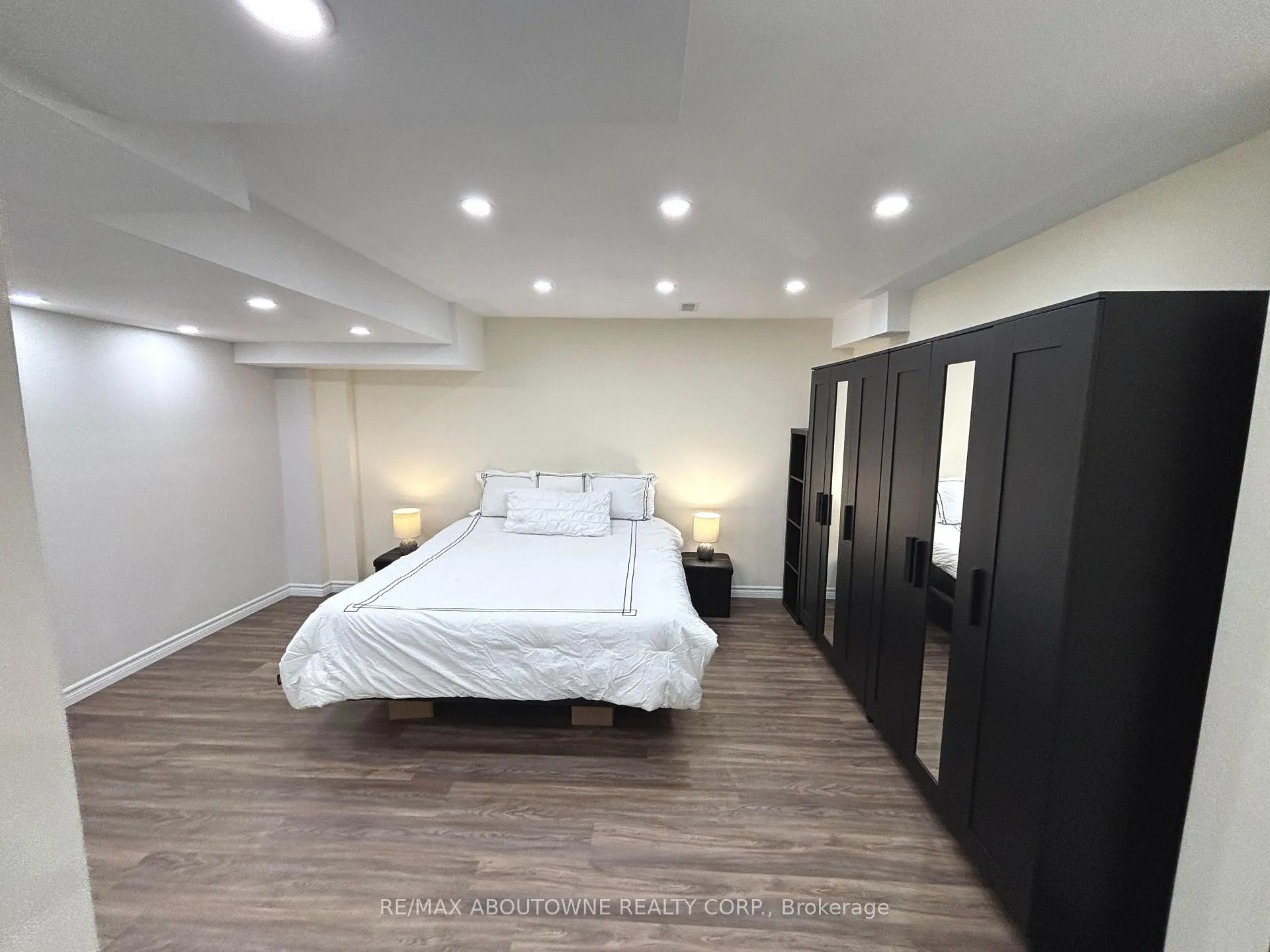 Photo 17 of Unit Bsmt, 4640 Doug Wright Drive, Burlington, Alton — HOMEH
