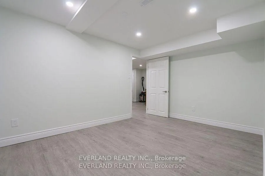 Photo 10 of Unit Basment, 4 Hepatica Street, Scarborough, Rouge — HOMEH