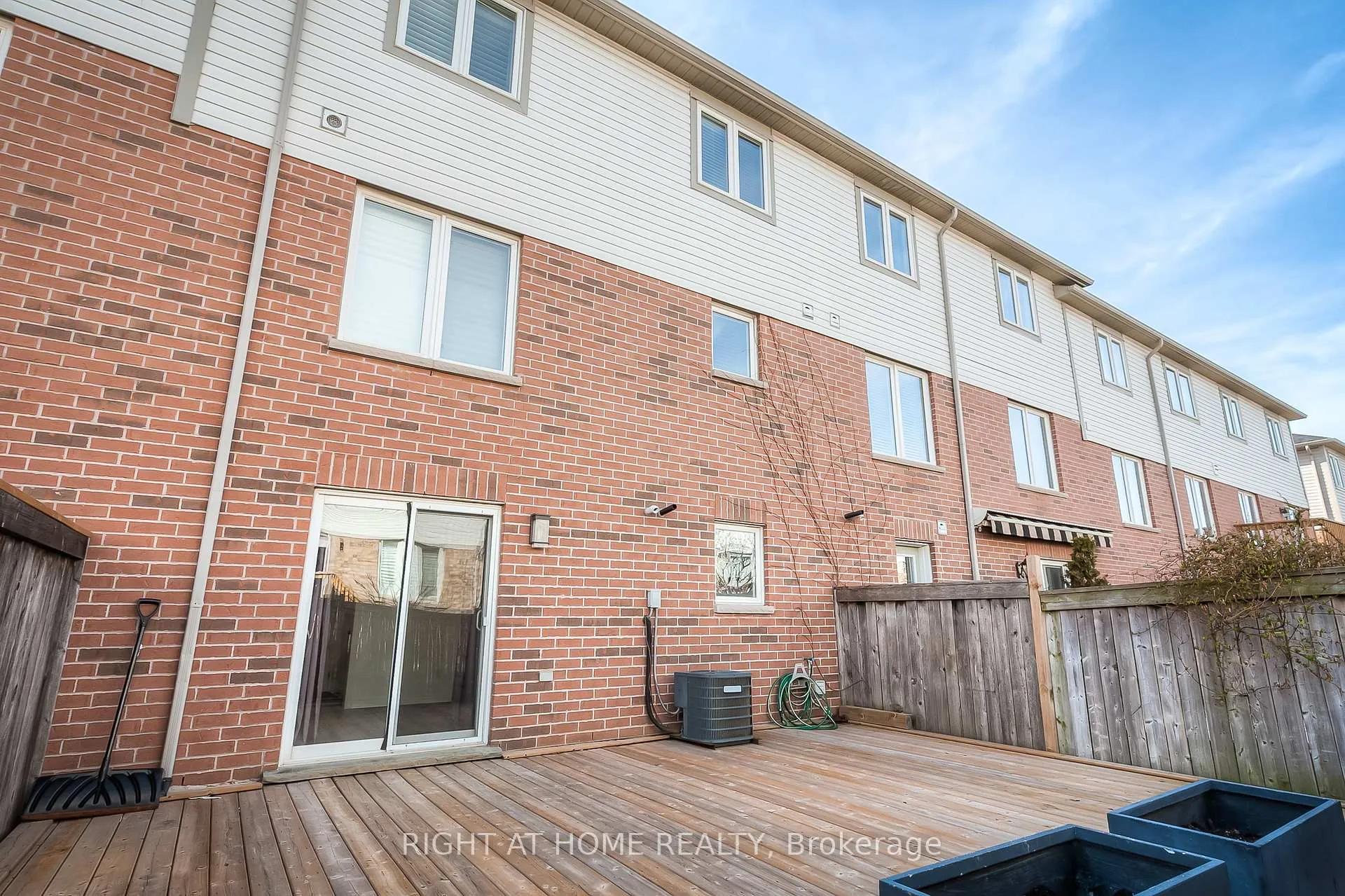 Photo 8 of 3086 Highbourne Crescent, Oakville, Bronte Creek — HOMEH