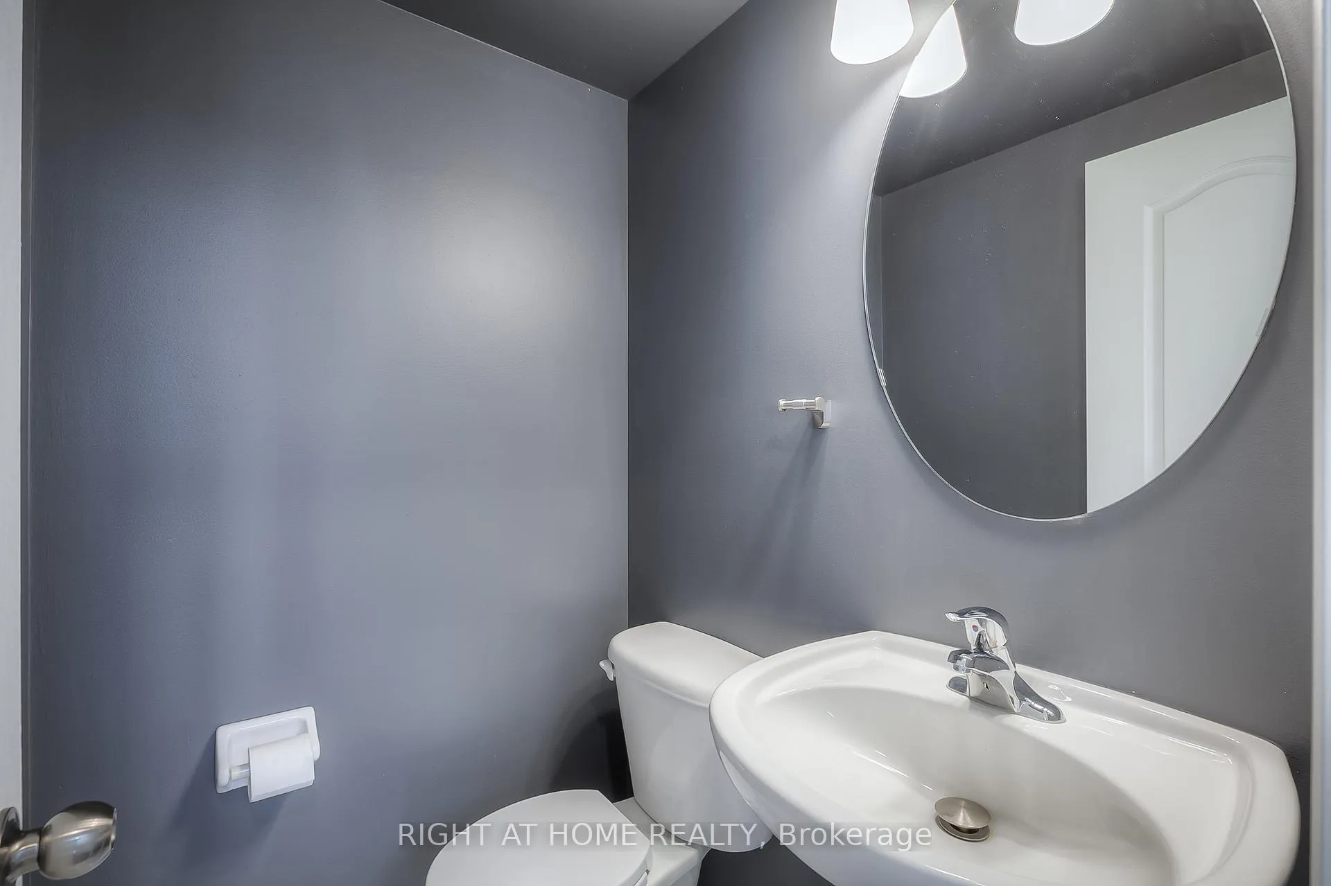 Photo 12 of 3086 Highbourne Crescent, Oakville, Bronte Creek — HOMEH