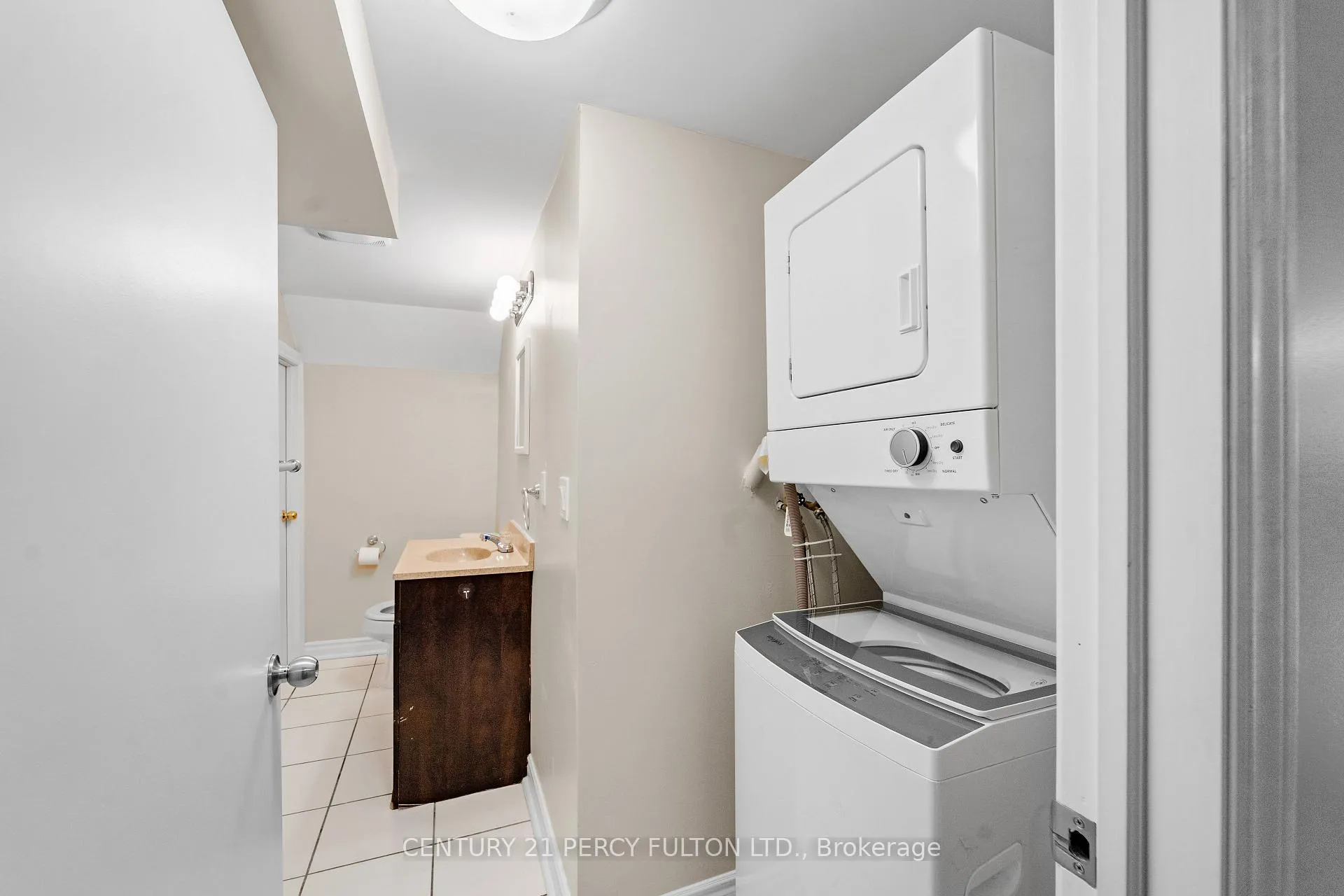Photo 12 of 1095 Dunbarton Road, Pickering, Liverpool — HOMEH