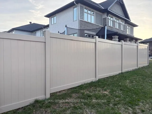 Photo 4 of 805 Twist Way E, Ottawa, Kanata - Emerald Meadows/Trailwest — HOMEH