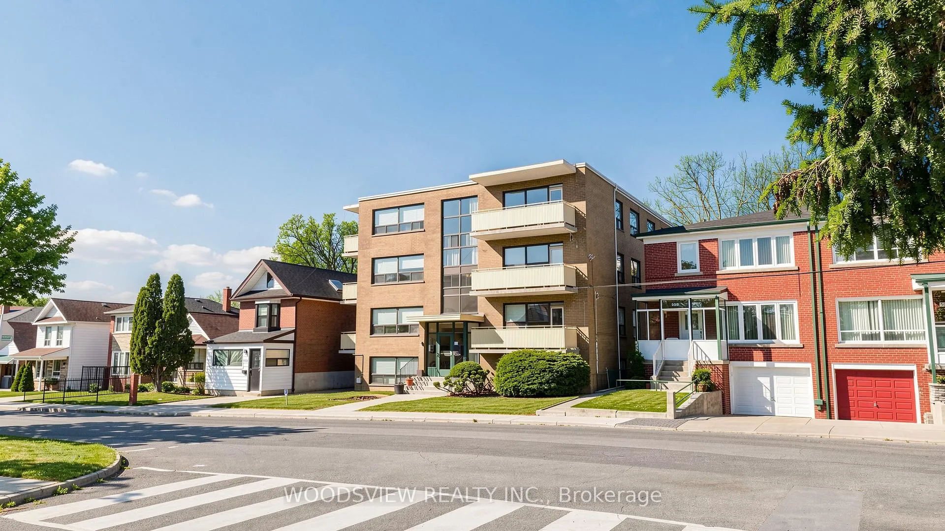 Front of Unit 14, 554 Harvie Avenue