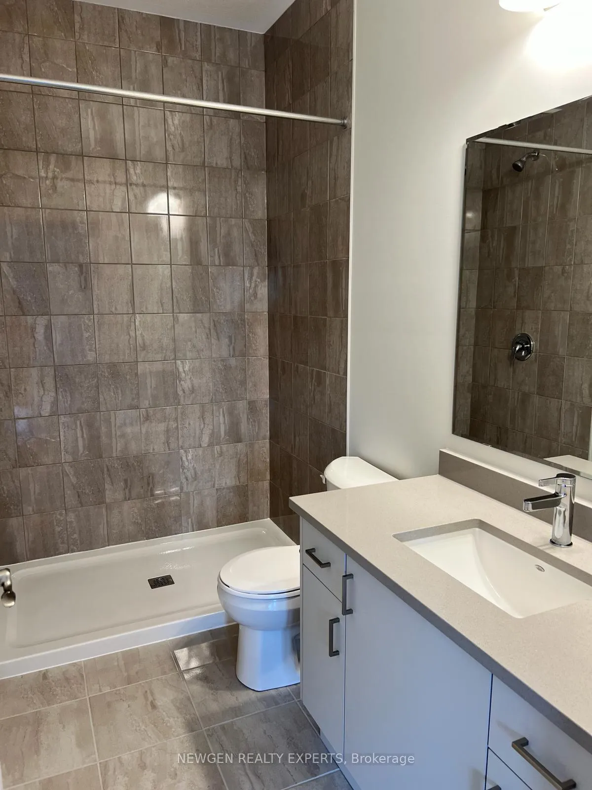 Photo 6 of Unit E018, 261 Woodbine Ave, Kitchener, Huron Park — HOMEH