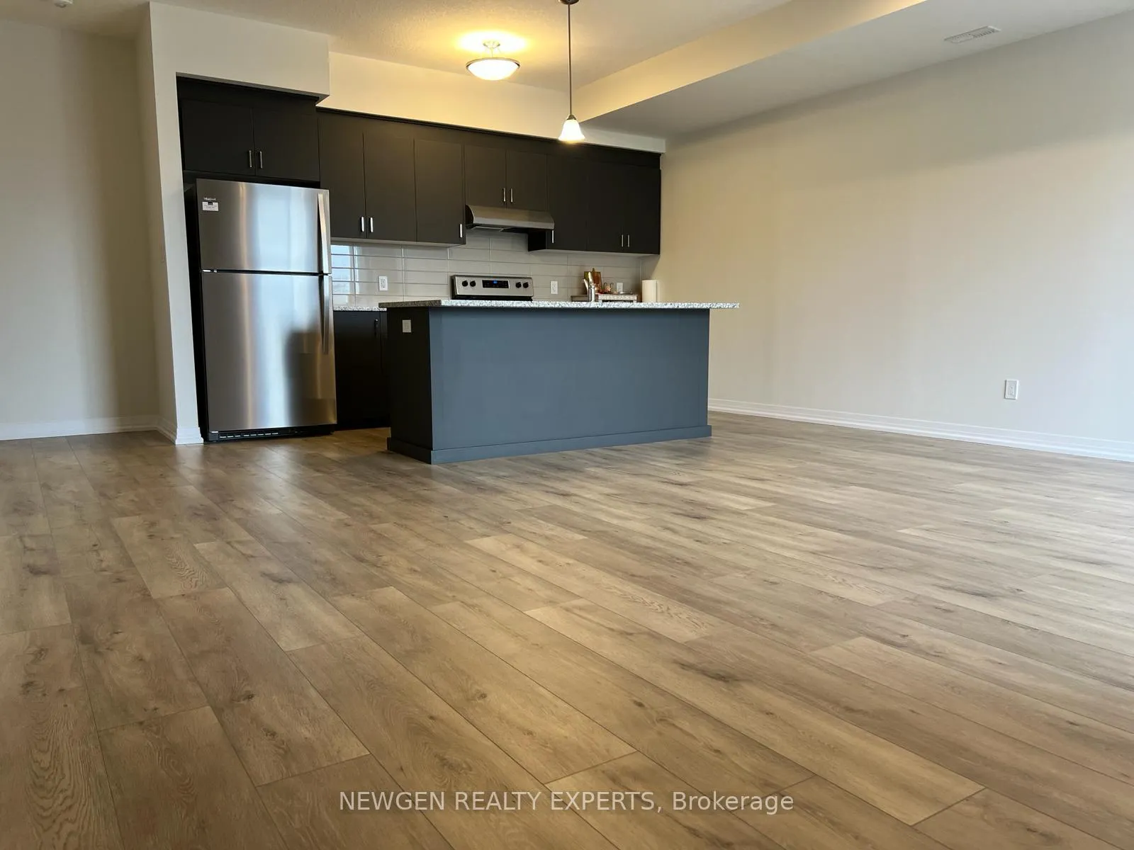 Photo 9 of Unit E018, 261 Woodbine Ave, Kitchener, Huron Park — HOMEH