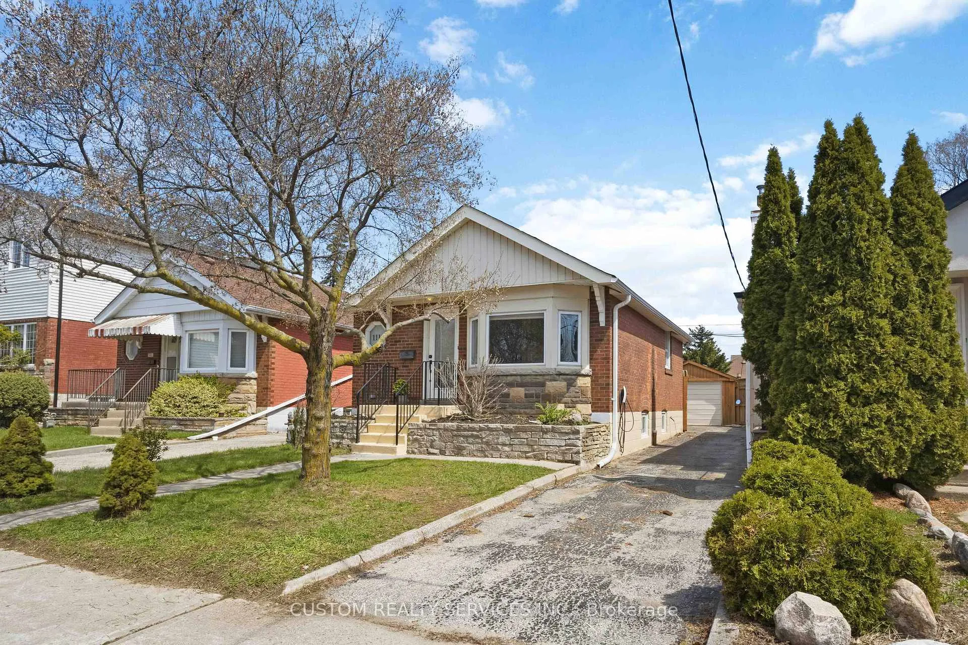 Front of 1119 Greenwood Avenue