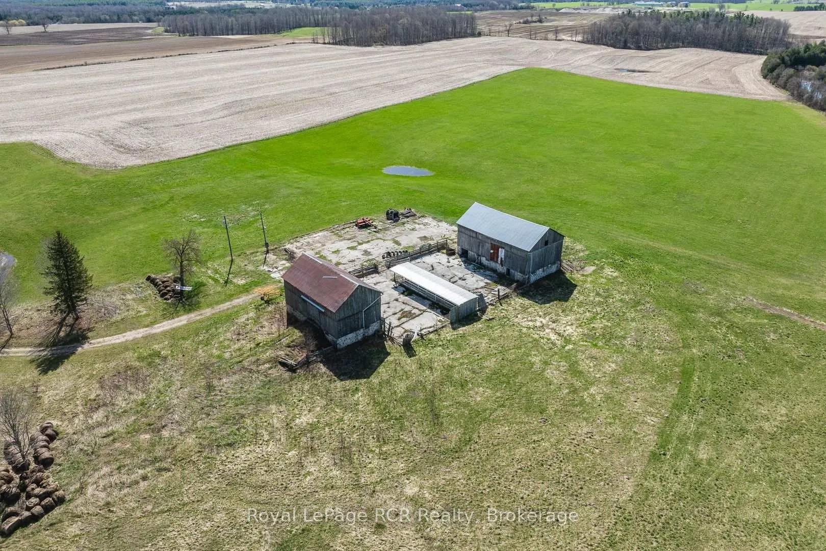 Photo 47 of 421748 Concession 6 NDR Road, West Grey — HOMEH