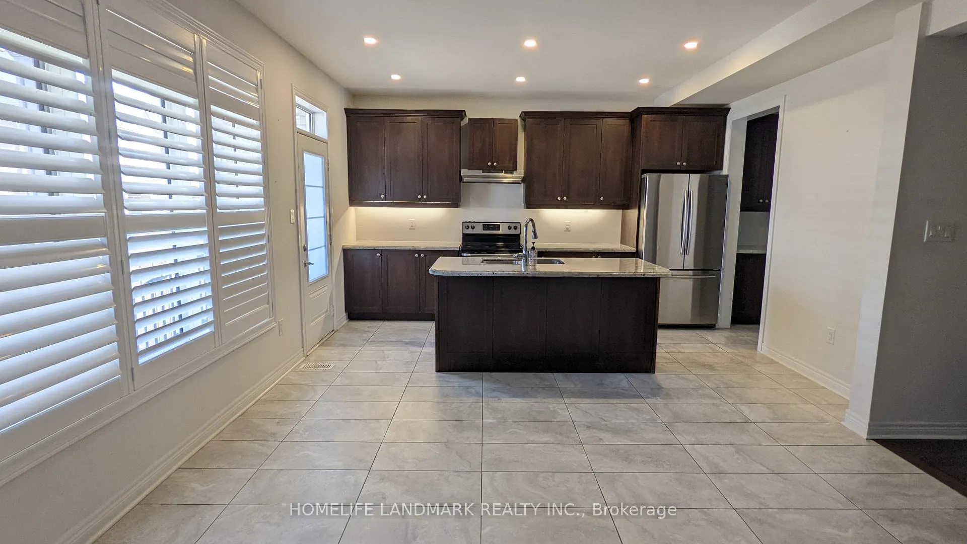 Photo 7 of 3270 Mintwood Circle, Oakville, Glenorchy — HOMEH