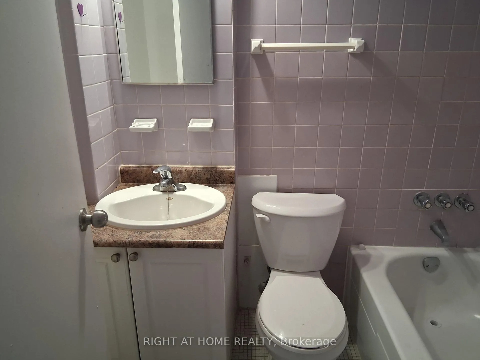 Photo 11 of Unit 1007, 191 St George Street, Toronto, The Annex — HOMEH