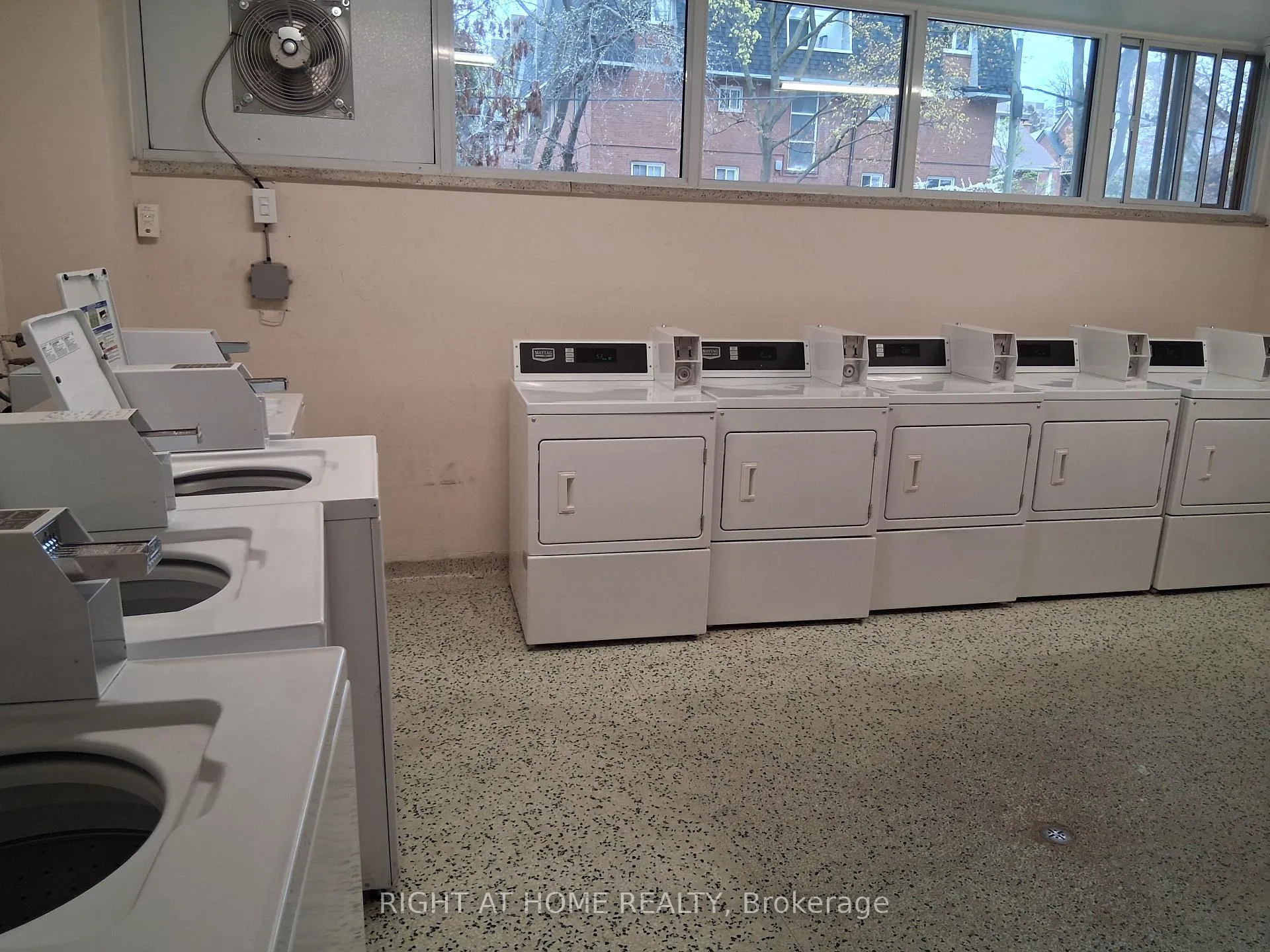 Photo 15 of Unit 1007, 191 St George Street, Toronto, The Annex — HOMEH