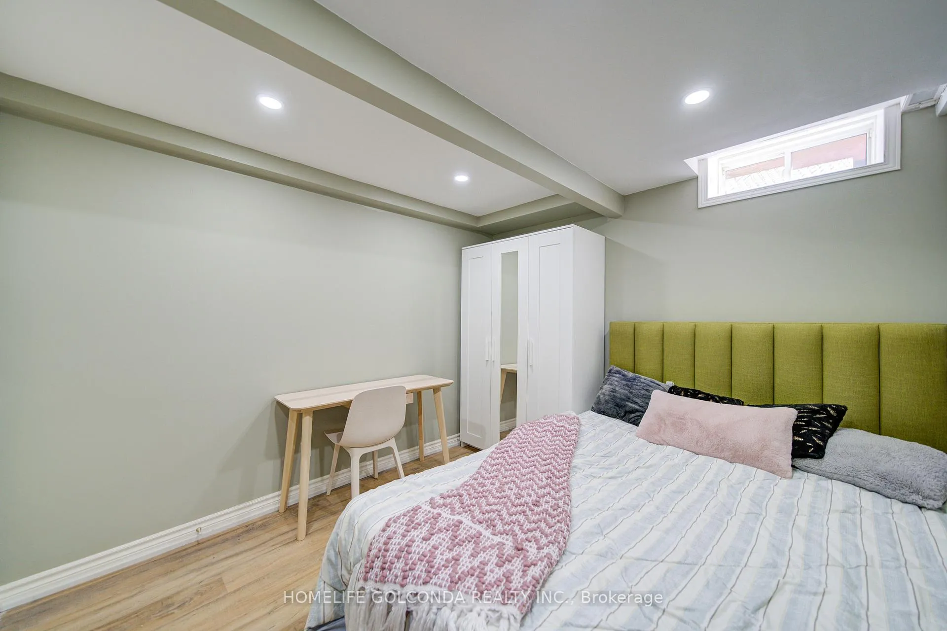 Photo 12 of Unit Bsmt, 263 Milliken Meadows Drive, Markham, Milliken Mills West — HOMEH