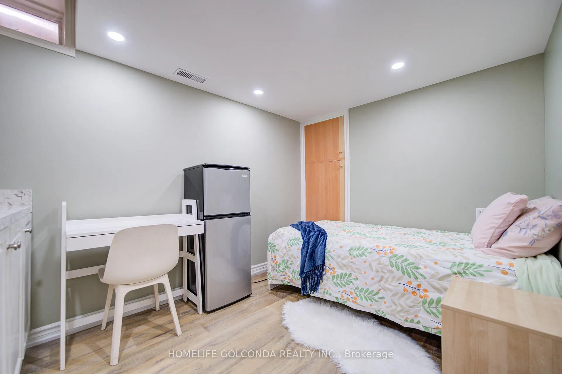 Photo 14 of Unit Bsmt, 263 Milliken Meadows Drive, Markham, Milliken Mills West — HOMEH