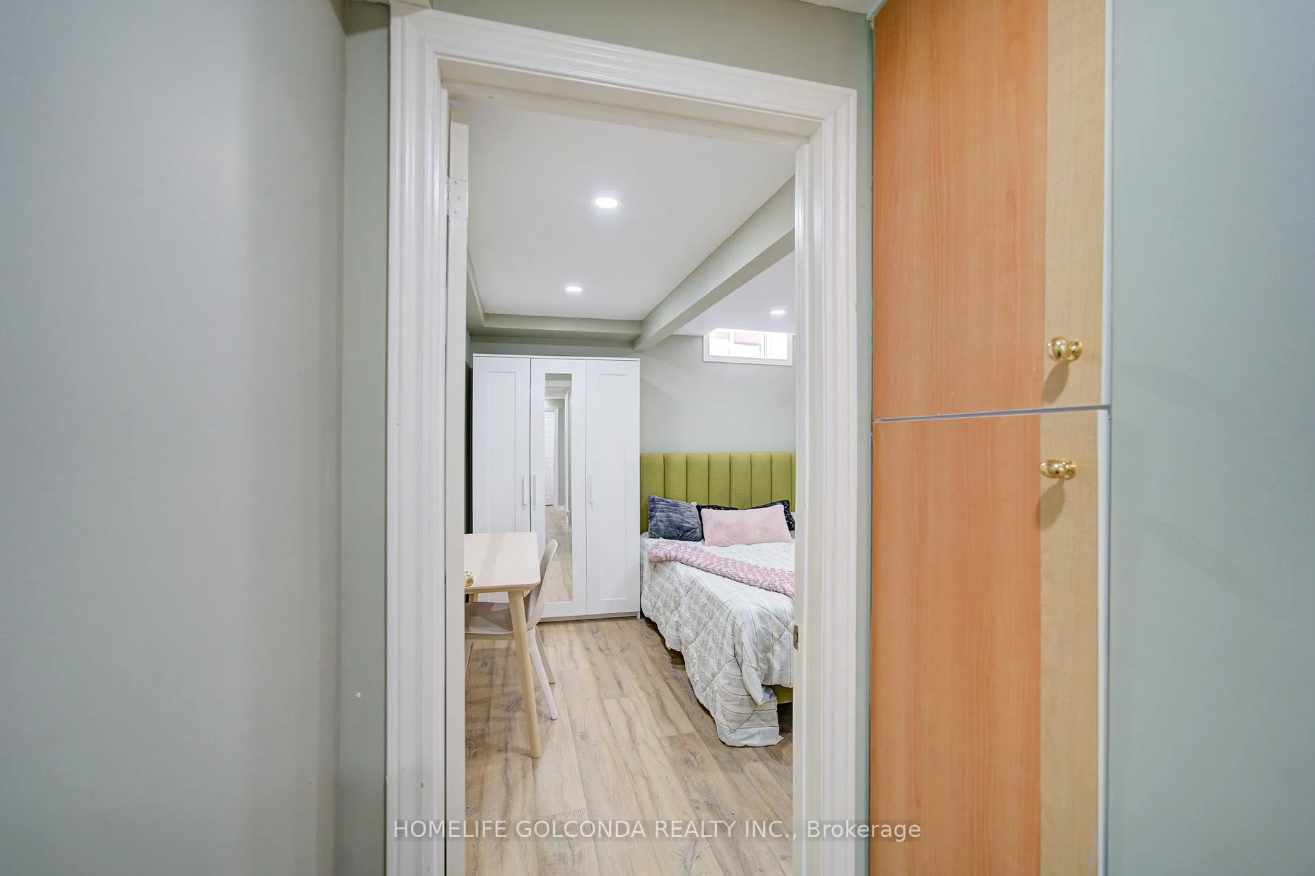 Photo 17 of Unit Bsmt, 263 Milliken Meadows Drive, Markham, Milliken Mills West — HOMEH